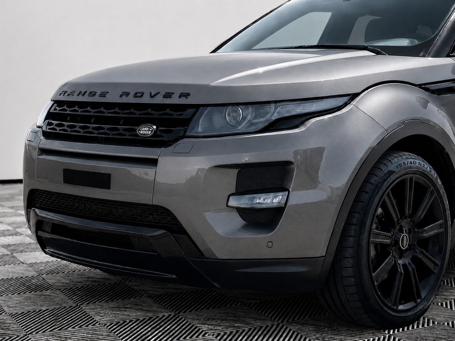 LAND ROVER Range Rover Evoque 2.2 SD4 Prestige AT9-showroom-element-2