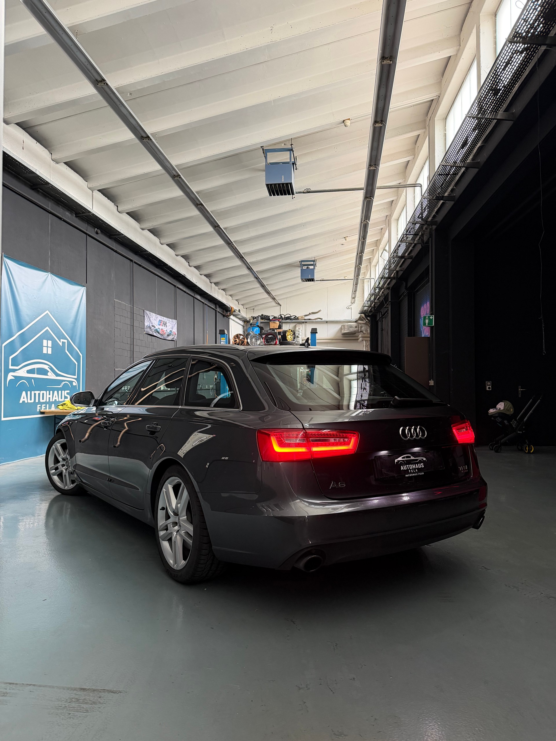 AUDI A6 Avant 3.0 TFSI V6 quattro S-tronic-showroom-element-2