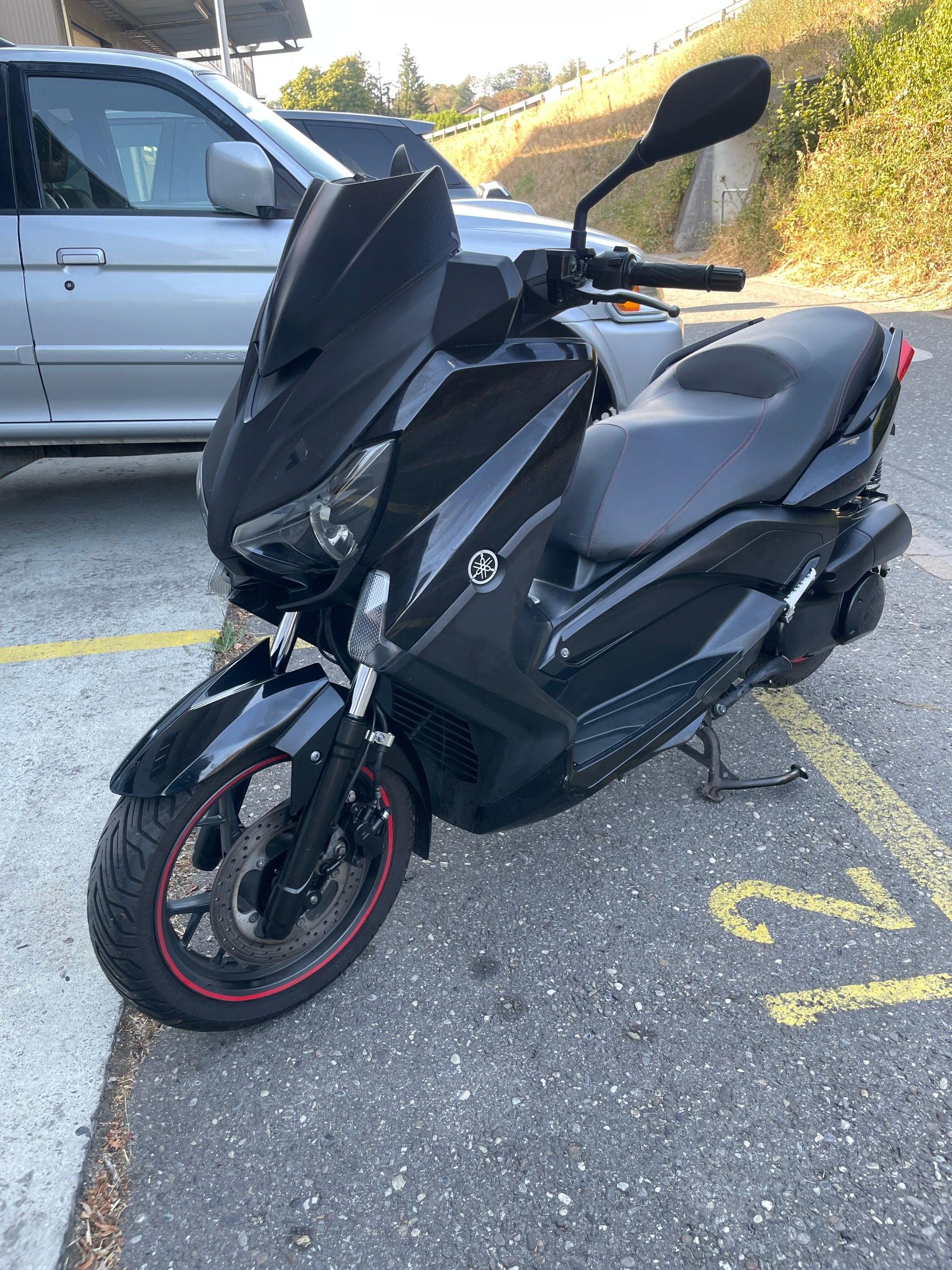 YAMAHA X-Max YP 250 R ABS-image-0
