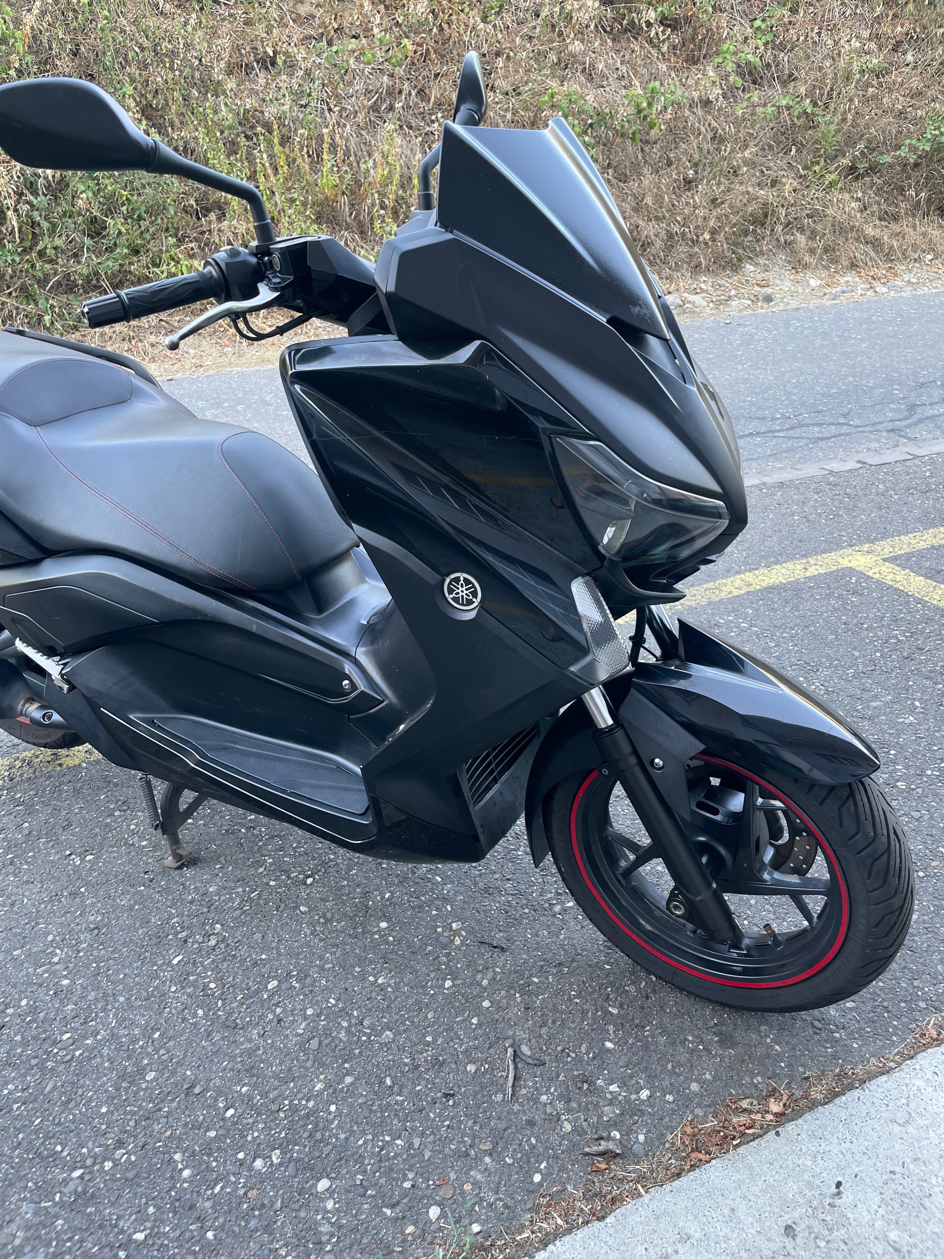 YAMAHA X-Max YP 250 R ABS-image-3