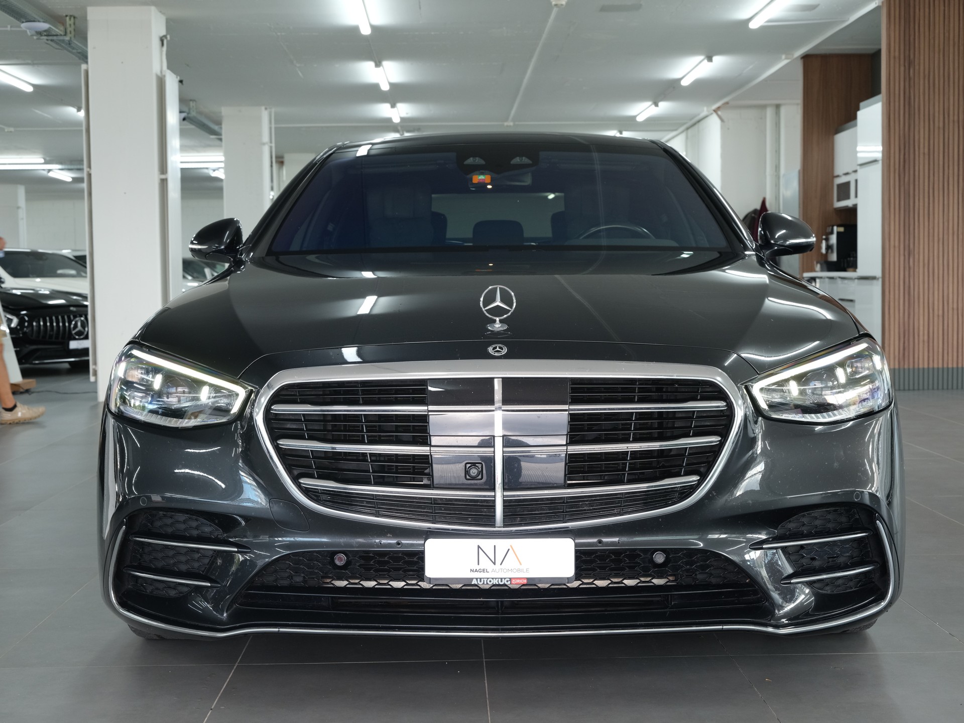 MERCEDES-BENZ S 500 4Matic AMG Line 9G-Tronic *Burmester* *360 Kamera* *Designo*-image-9