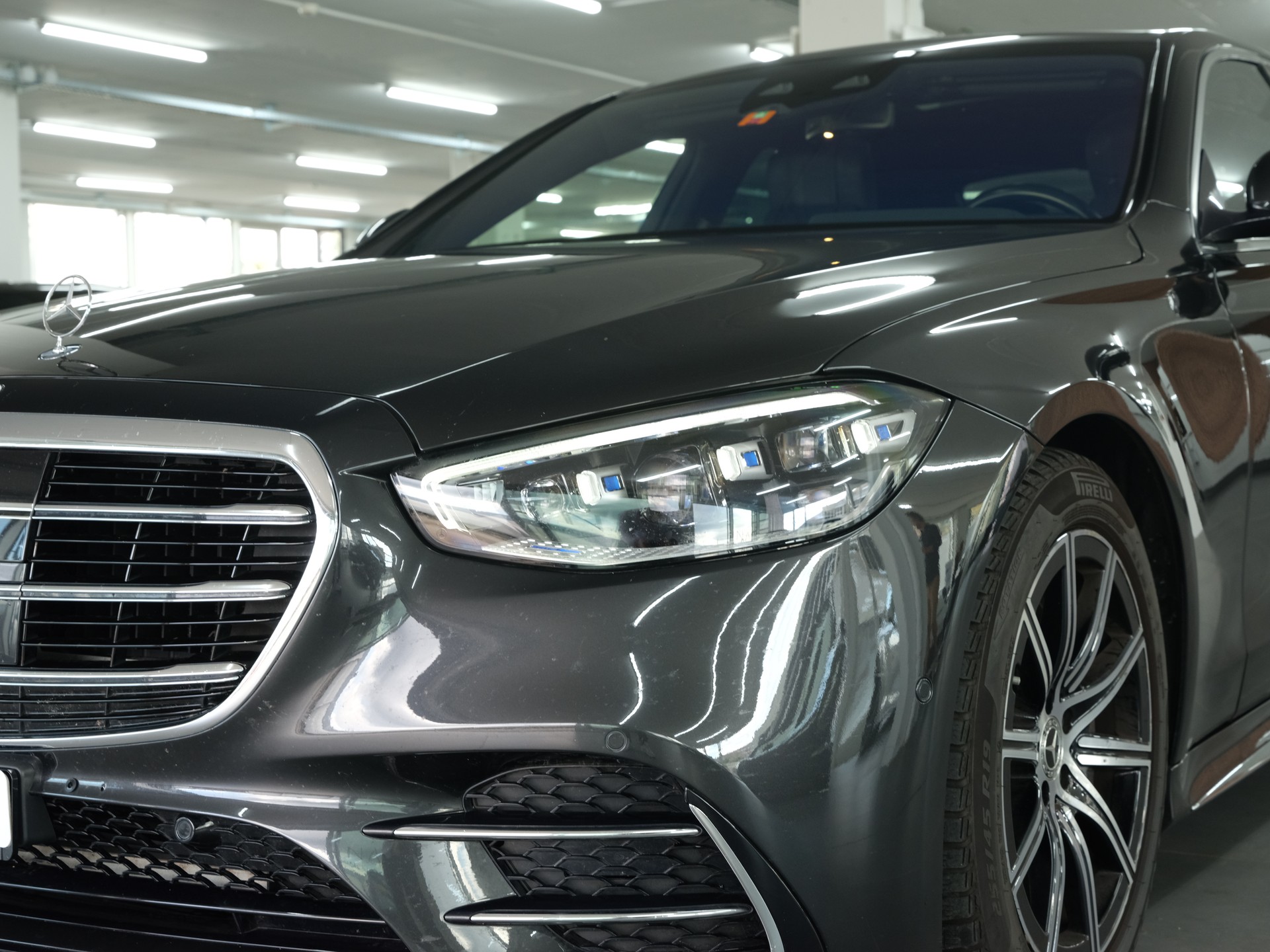 MERCEDES-BENZ S 500 4Matic AMG Line 9G-Tronic *Burmester* *360 Kamera* *Designo*-image-11