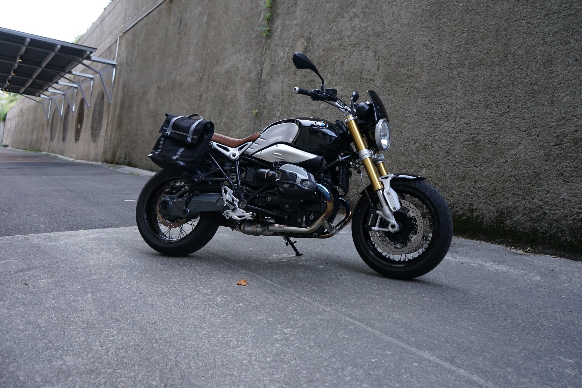 BMW R nineT ABS-image-1