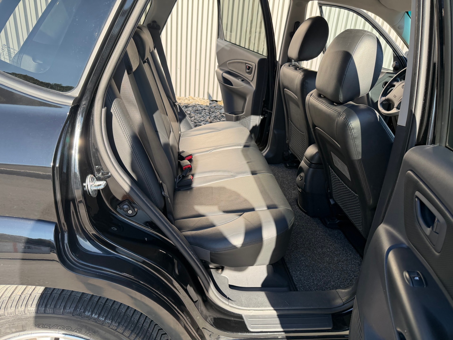 HYUNDAI Tucson 2.7 V6 Premium 4WD-image-28