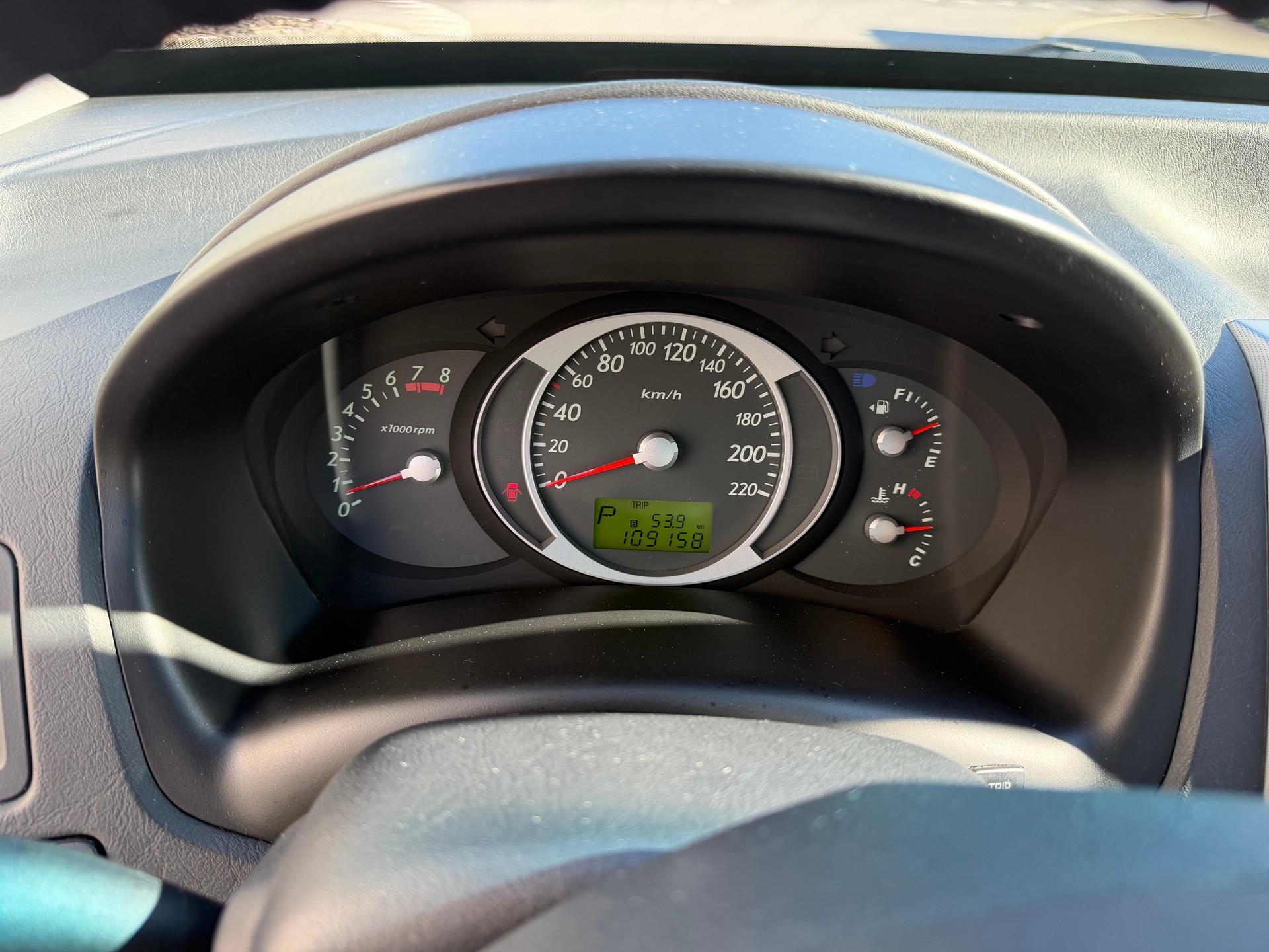 HYUNDAI Tucson 2.7 V6 Premium 4WD-image-42