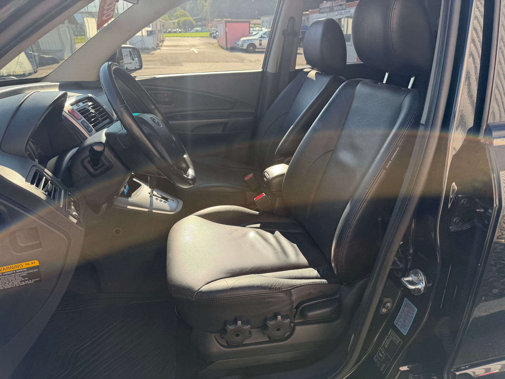 HYUNDAI Tucson 2.7 V6 Premium 4WD-image-13