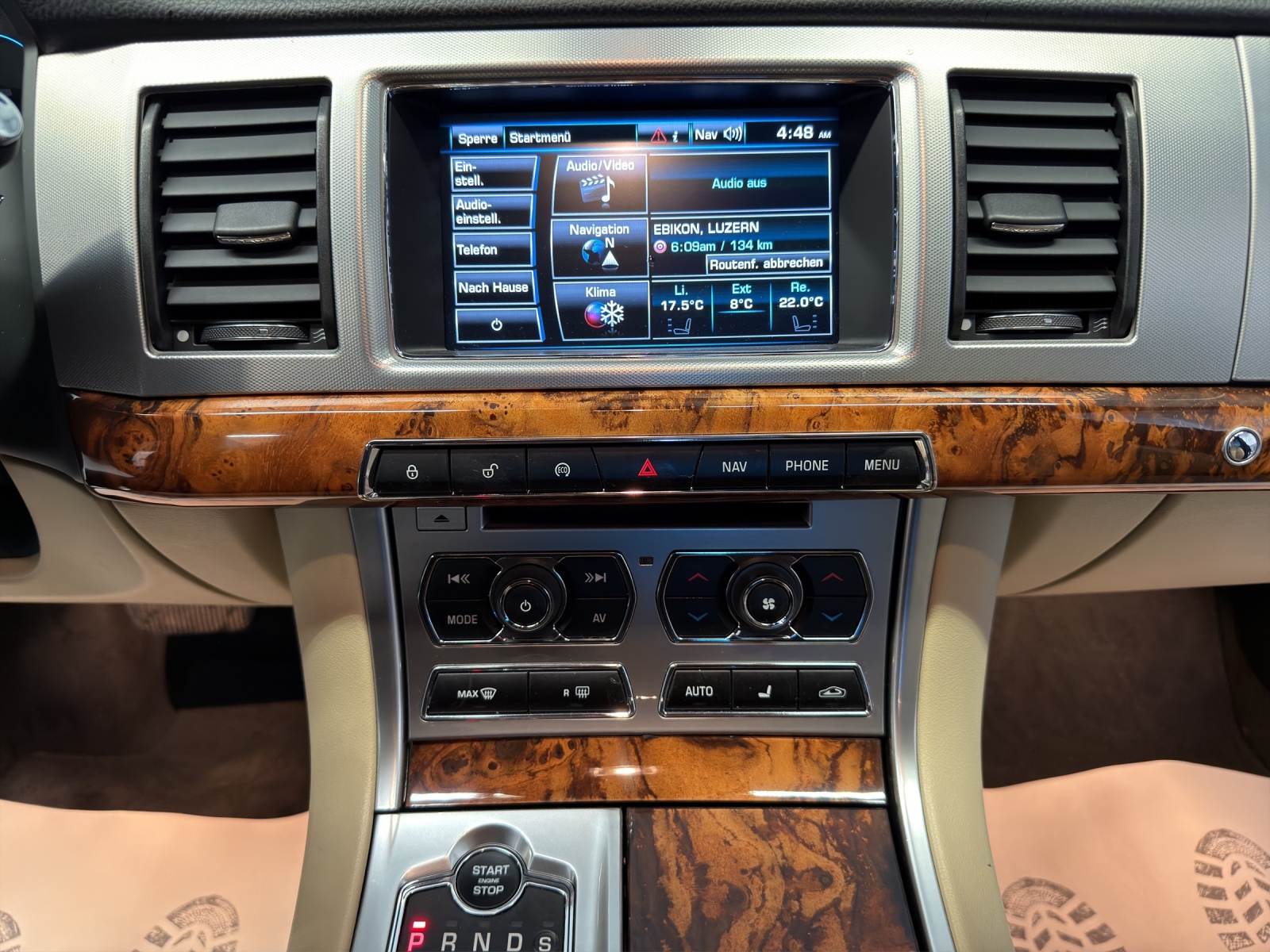 JAGUAR XF 3.0 V6 S/C 4x4-image-11
