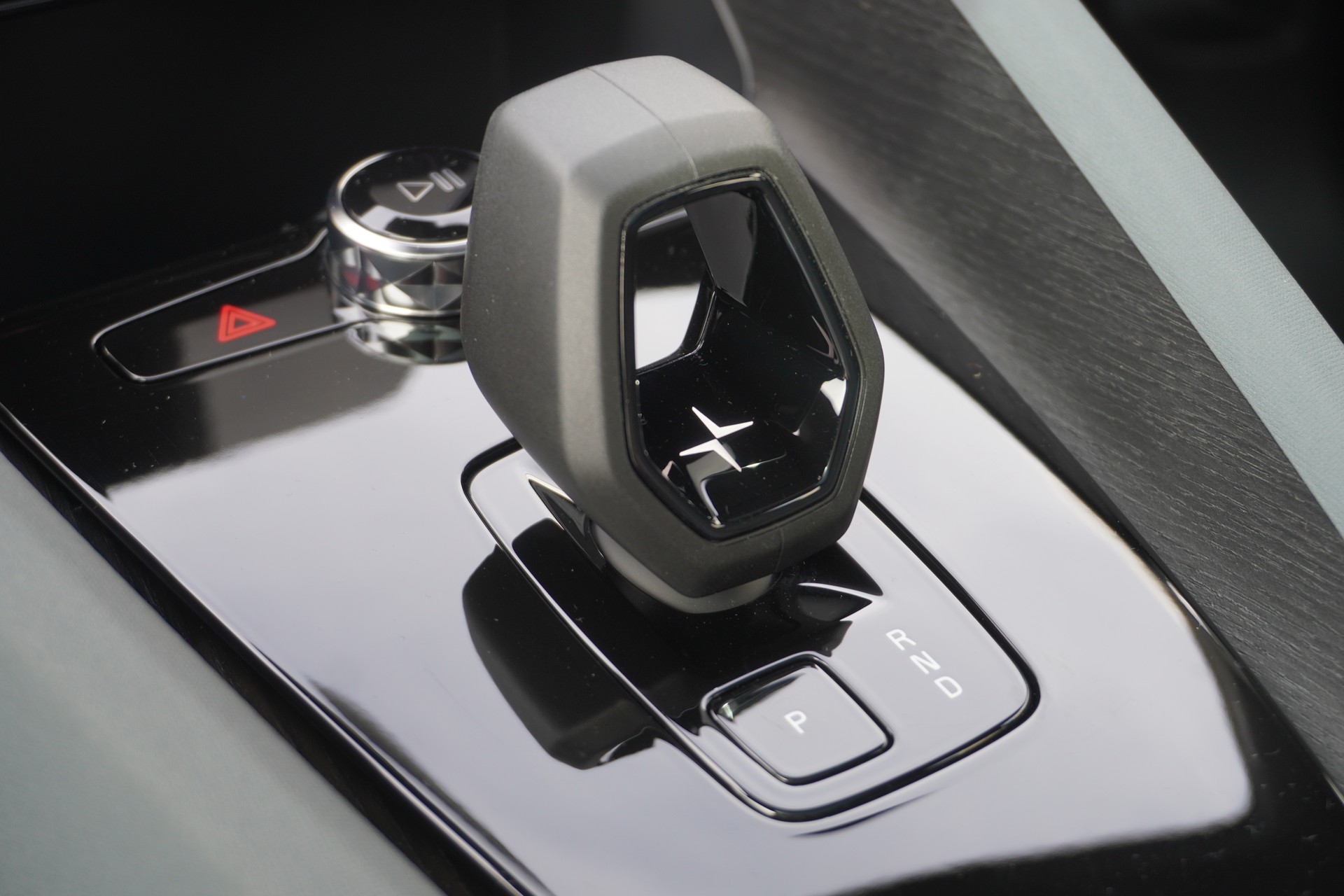 POLESTAR Polestar 2 Long Range Single Plus Pack 82kWh-image-19