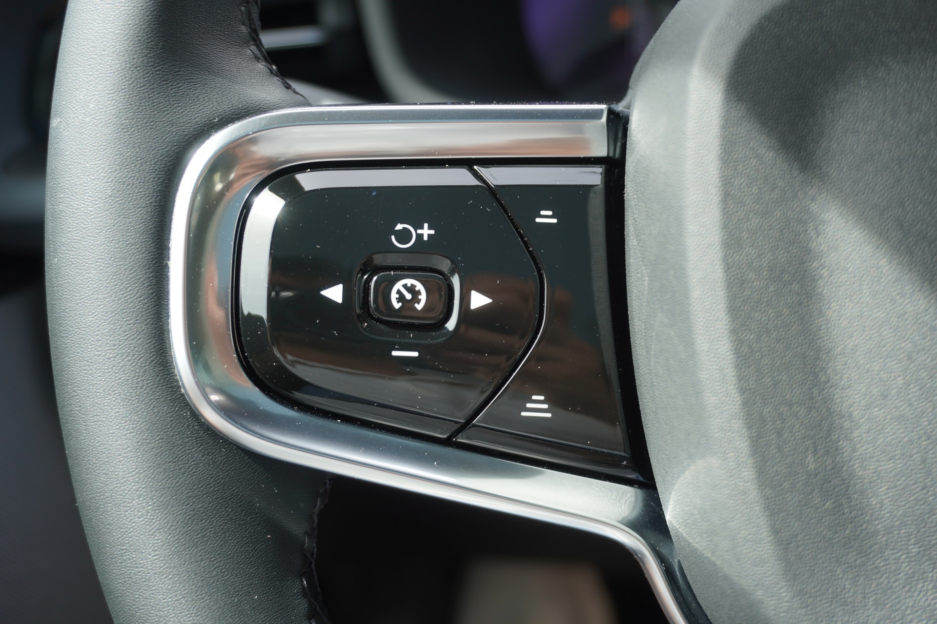 POLESTAR Polestar 2 Long Range Single Plus Pack 82kWh-image-32