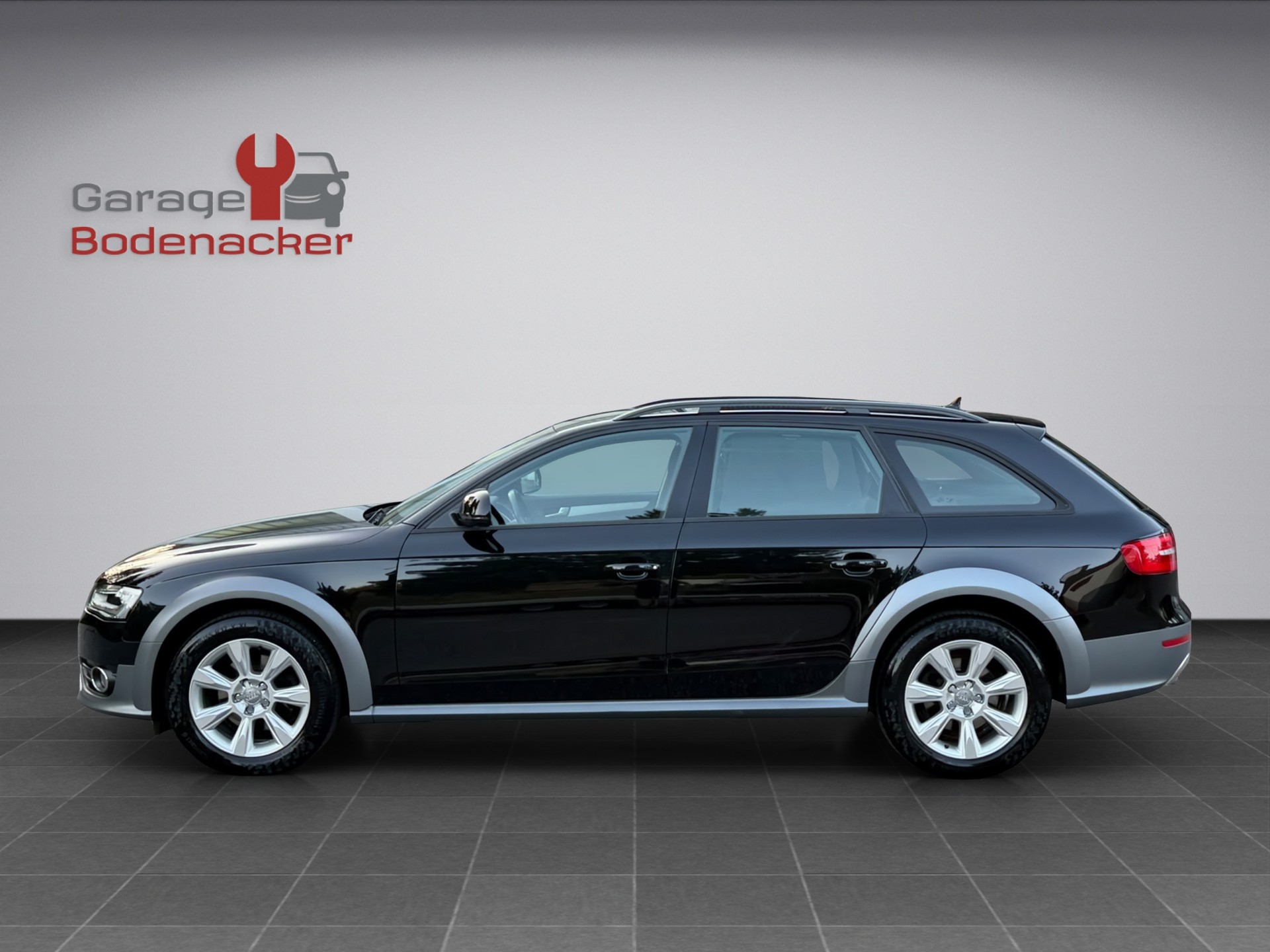 AUDI A4 allroad 2.0 TDI quattro 4x4 Diesel-showroom-element-2