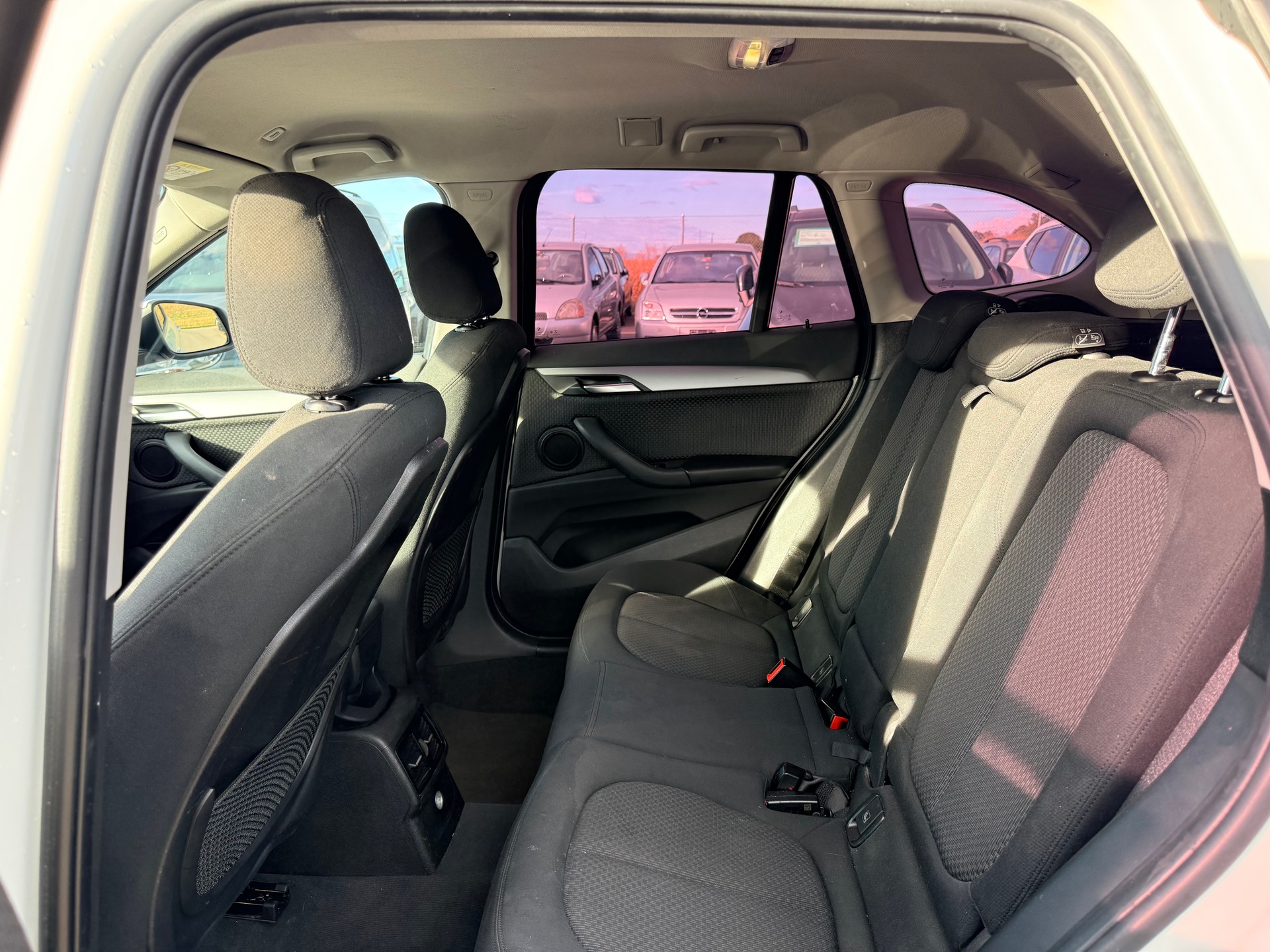 BMW X1 xDrive 18d xLine Steptronic-image-10
