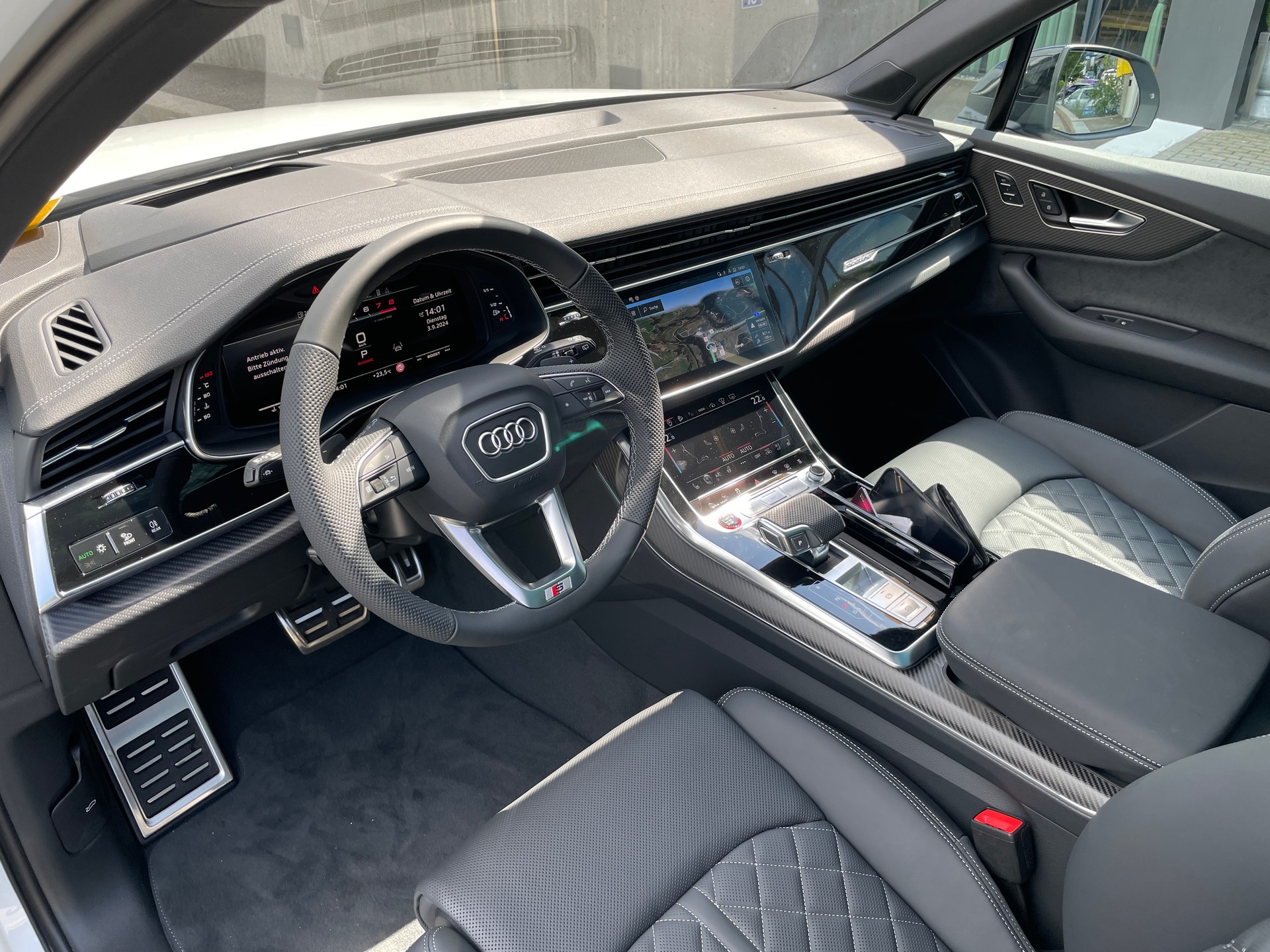 AUDI SQ7 TFSI quattro tiptronic-image-10