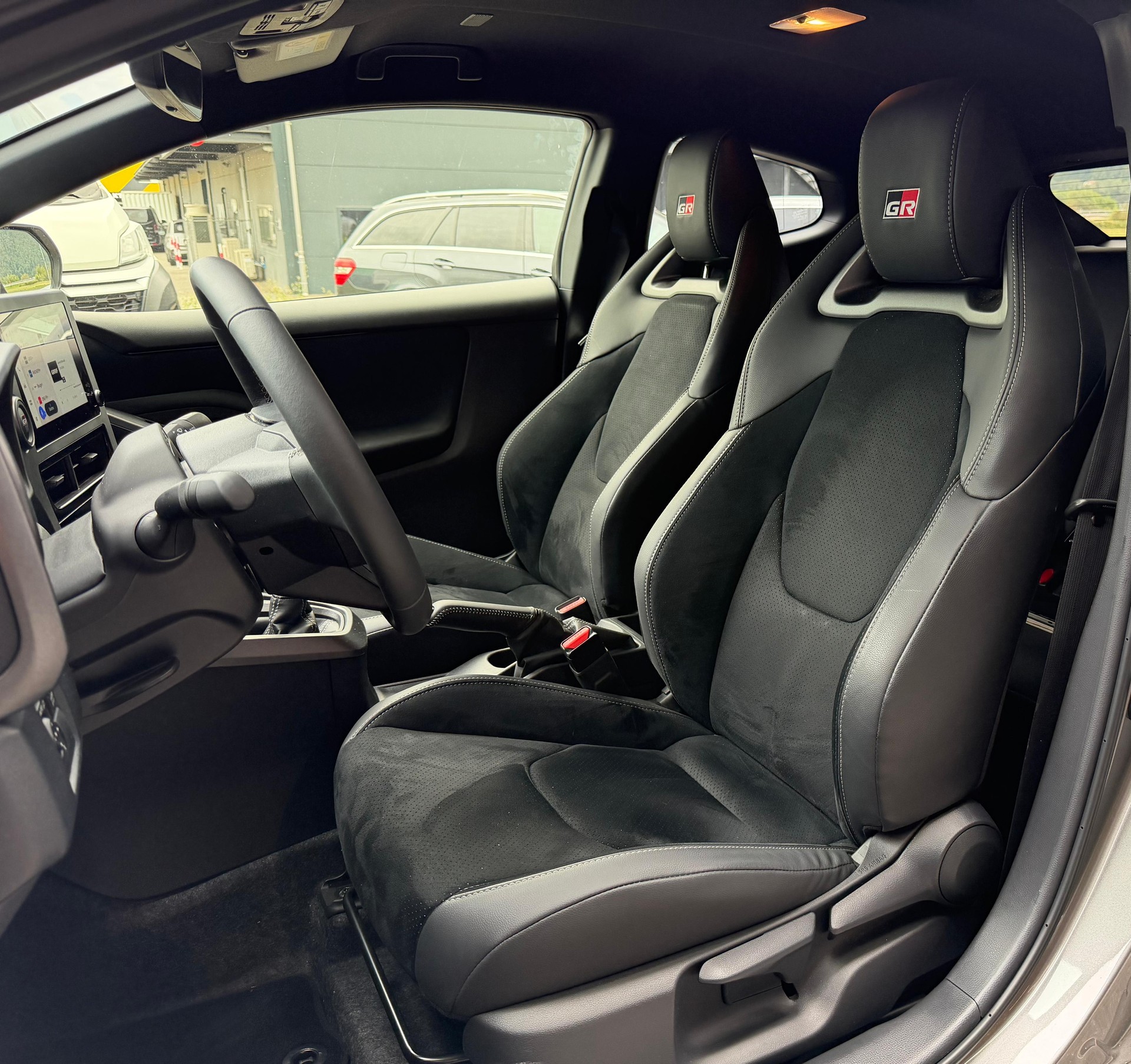 TOYOTA Yaris 1.6 GR Sport 2026 phase 2-image-10