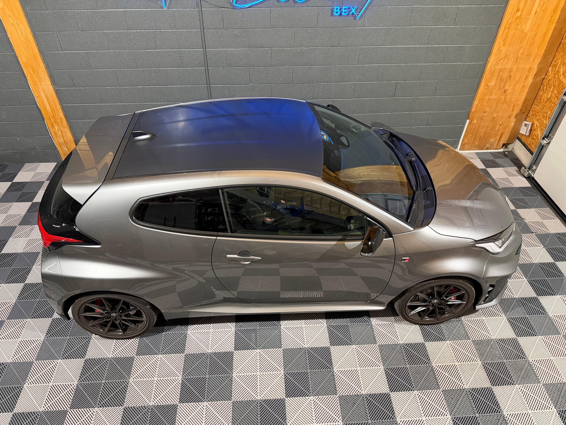 TOYOTA Yaris 1.6 GR Sport 2026 phase 2-showroom-element-1