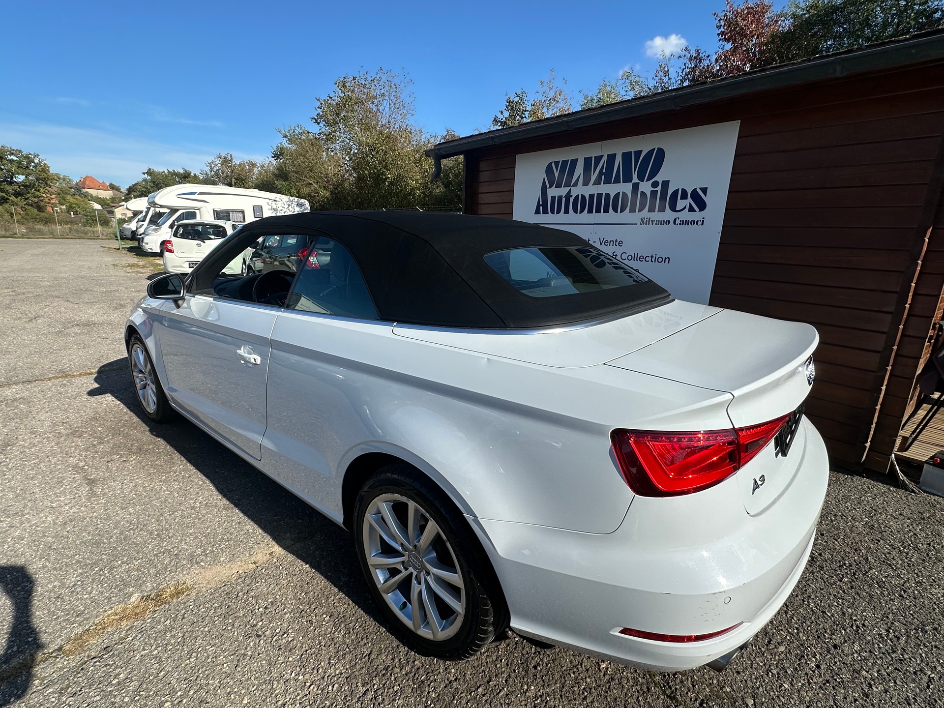 AUDI A3 Cabriolet 1.8 TFSI Attraction quattro S-tronic-image-5