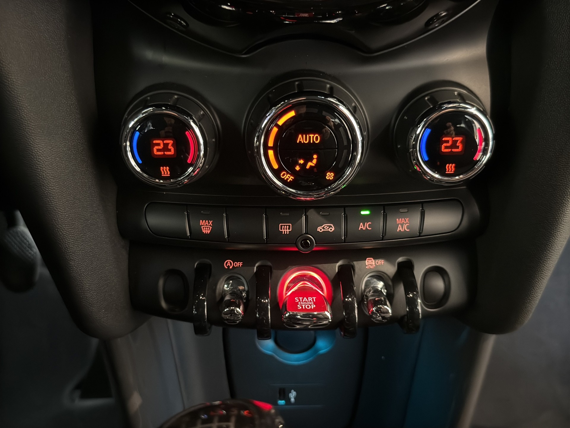 MINI Cooper-image-8