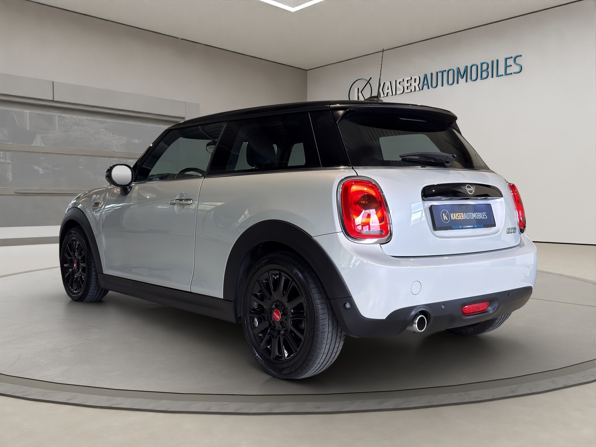 MINI Cooper-image-16
