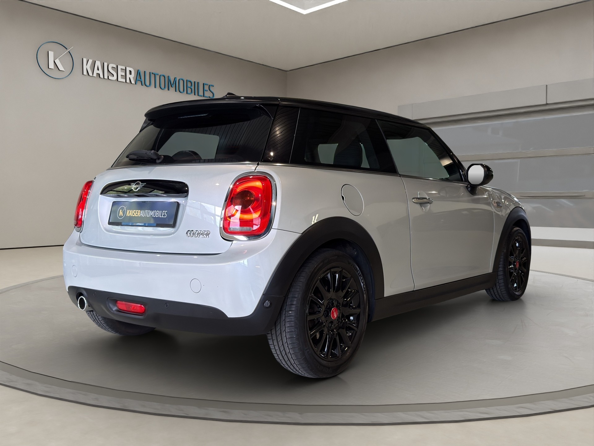 MINI Cooper-image-22