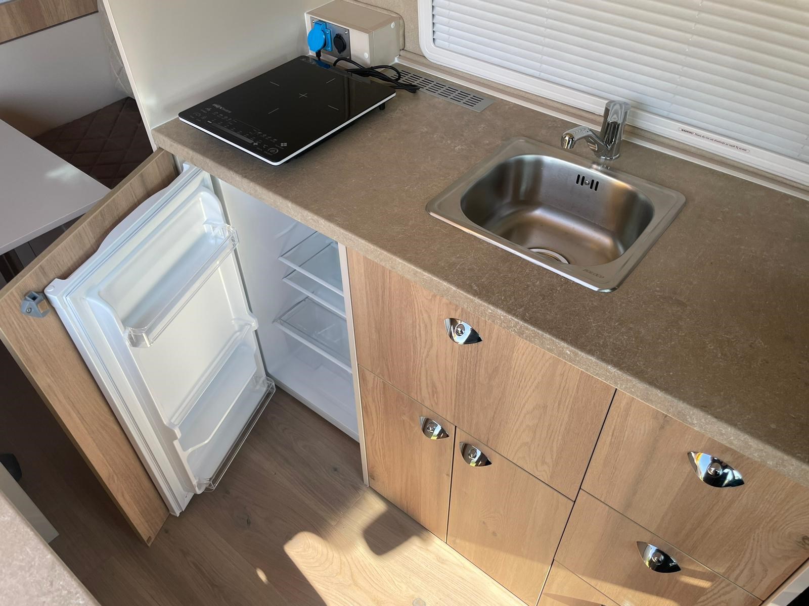 RENAULT MASTER CAMPER WOHNMOBIL-image-12