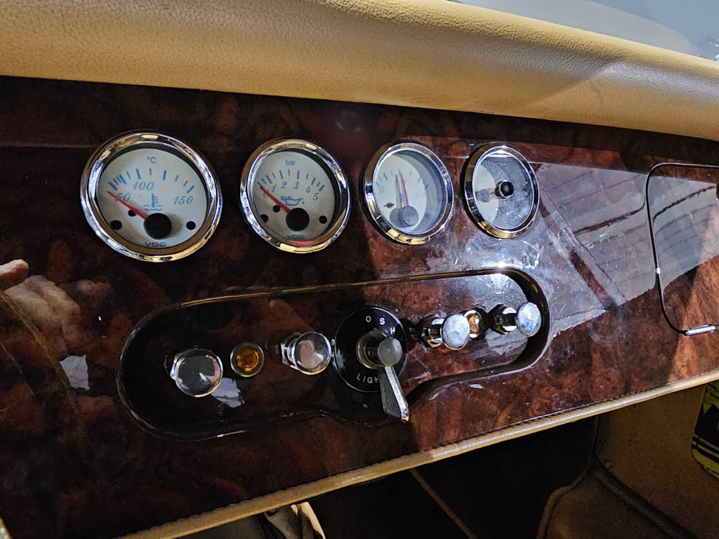 MORGAN Plus 8 R-image-9