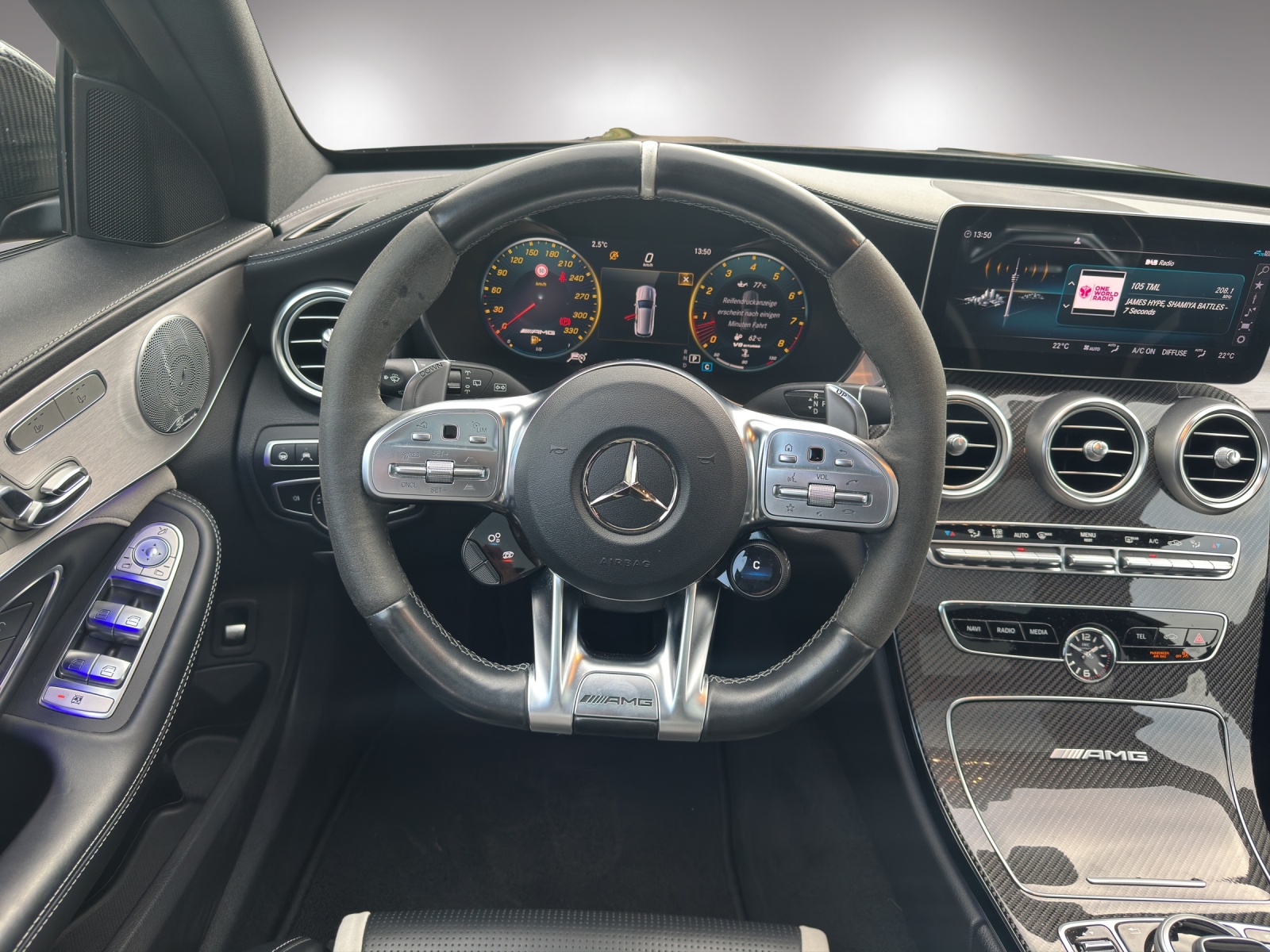 MERCEDES-BENZ C 63 S AMG Performance-image-11