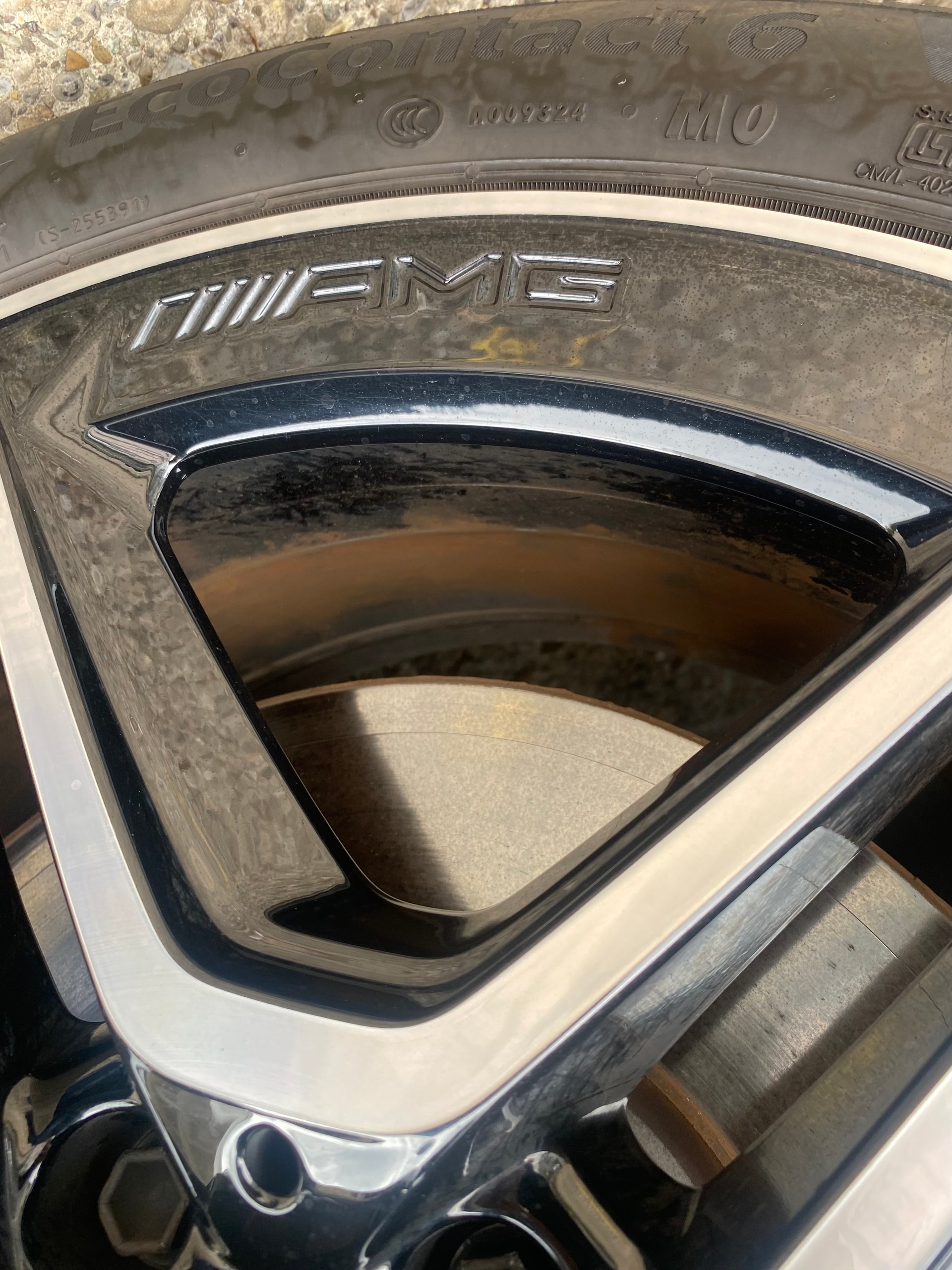 MERCEDES-BENZ A 250e AMG Line 8G-DCT-image-12
