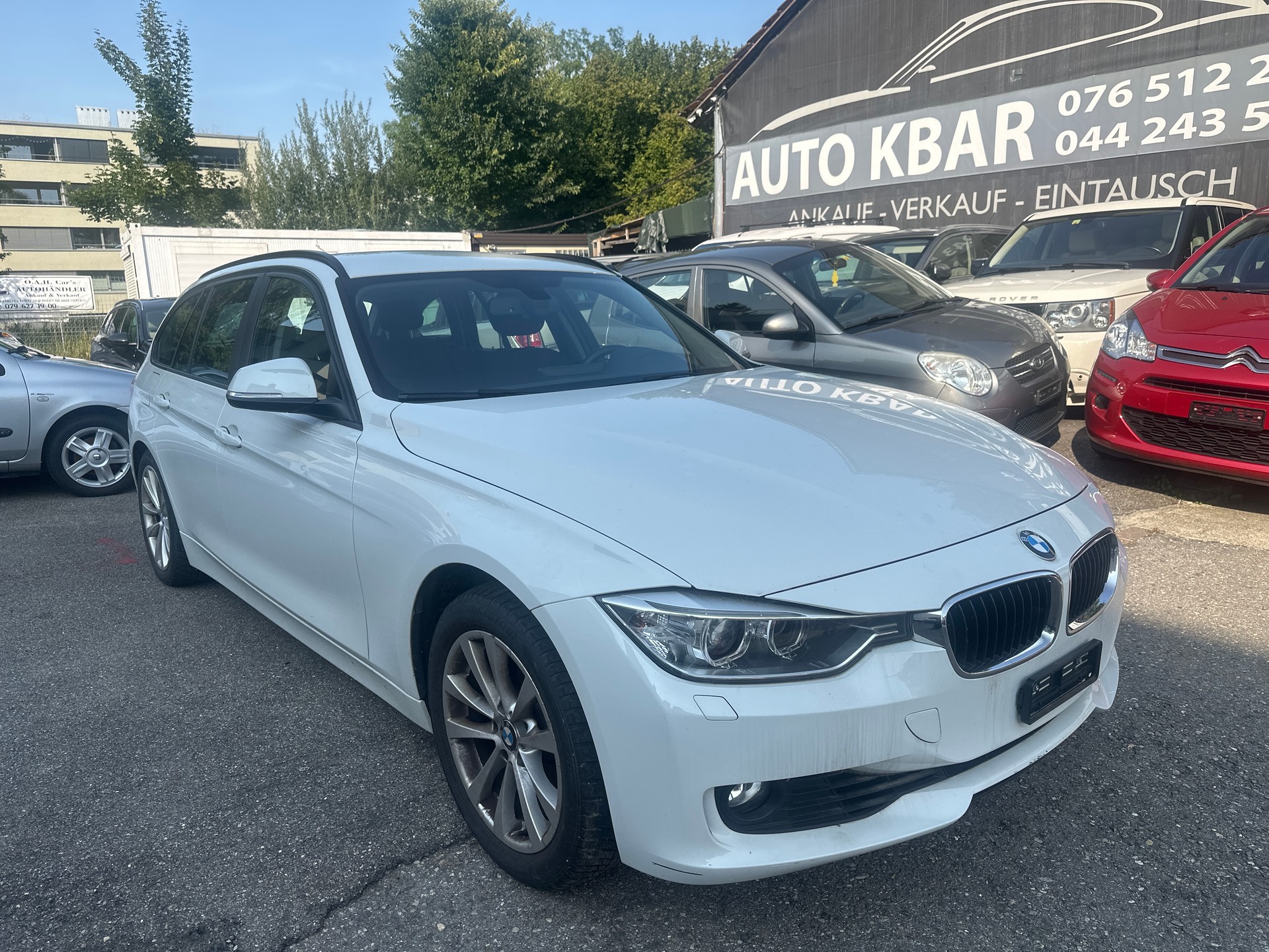 BMW 320i xDrive Touring