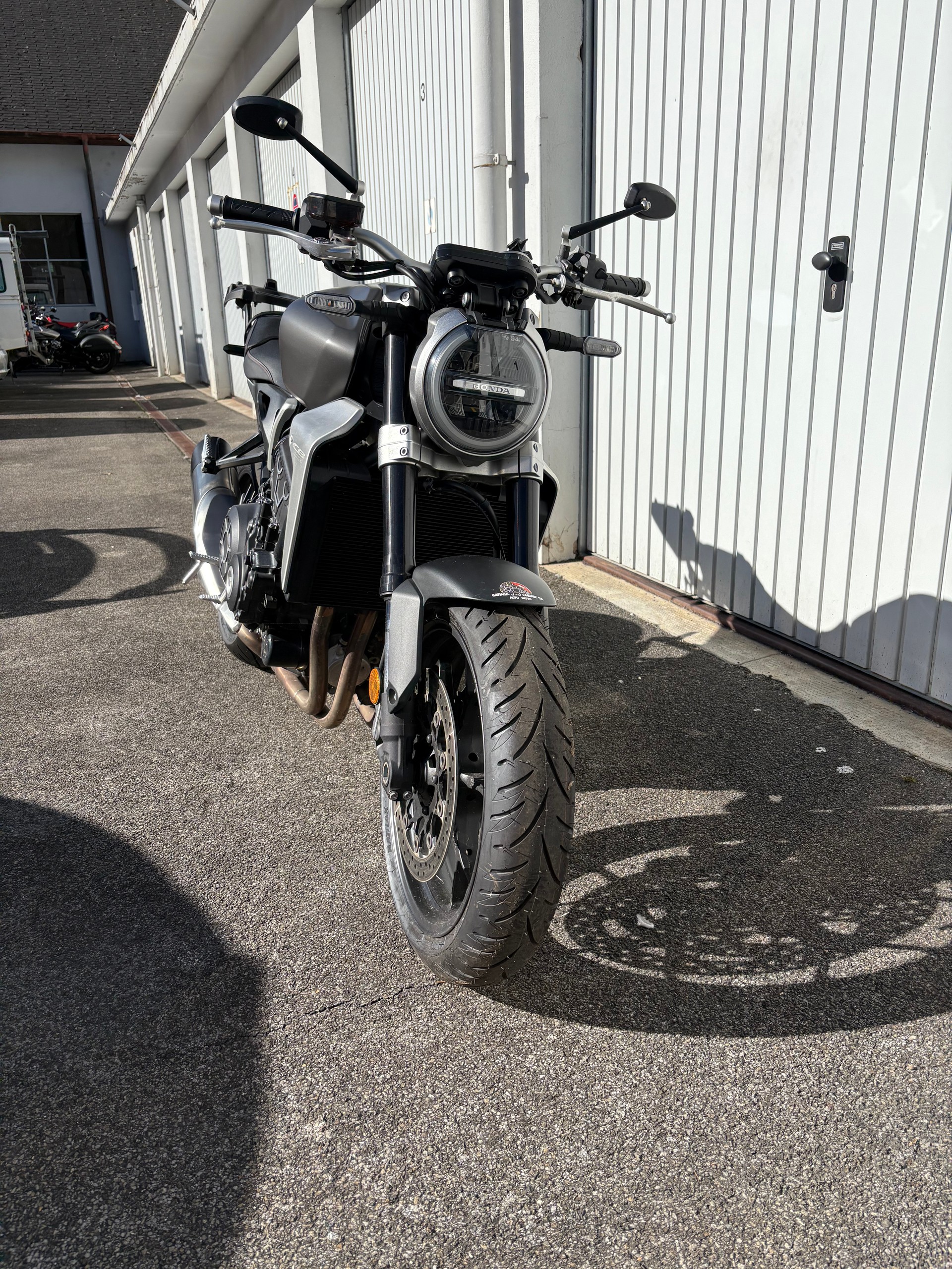 HONDA CB 1000 R ABS-image-3