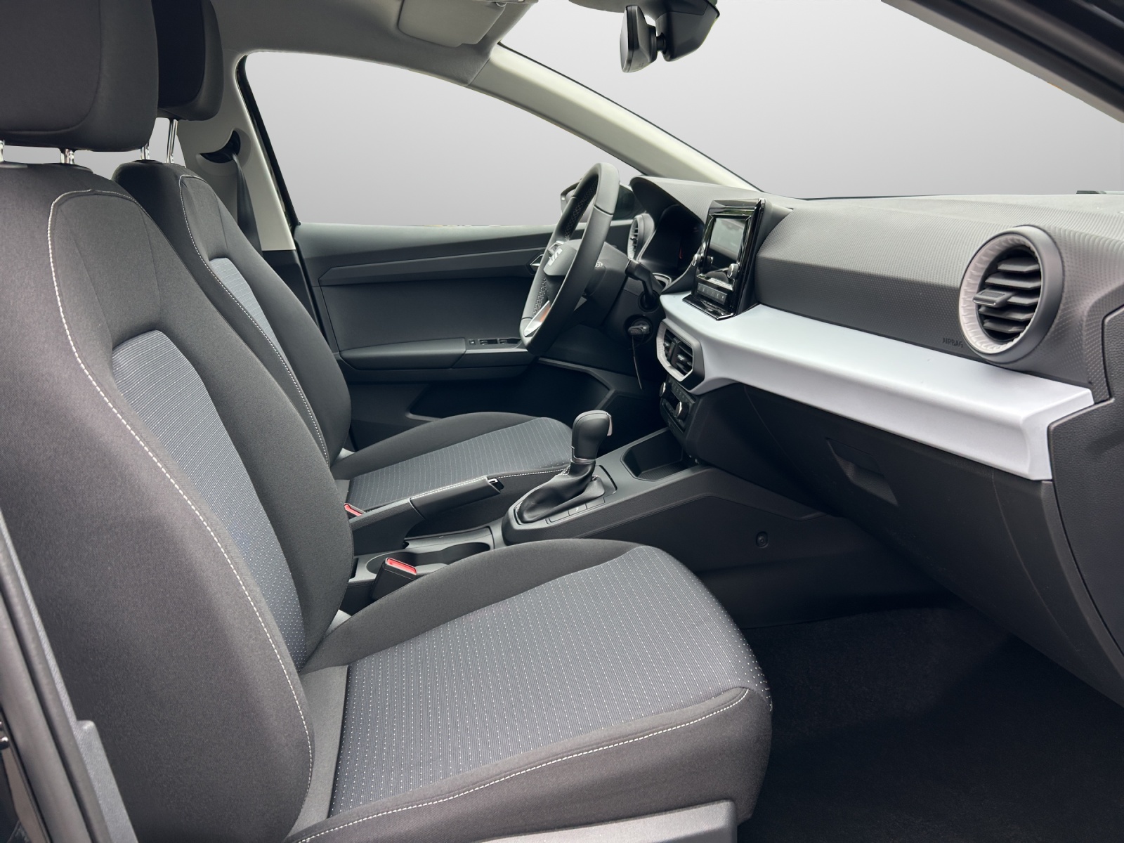 SEAT Ibiza 1.0 EcoTSI GO DSG-image-6
