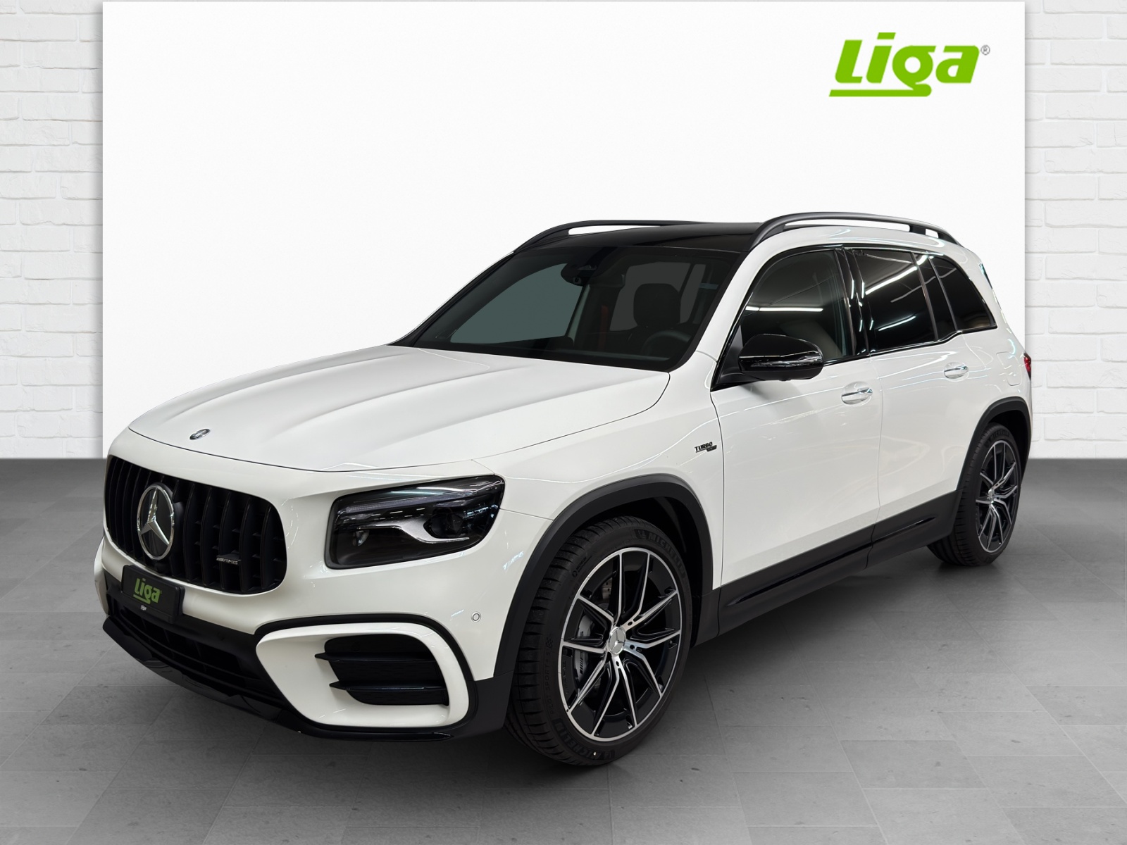 MERCEDES-BENZ GLB 35 AMG 4Matic-showroom-element-1