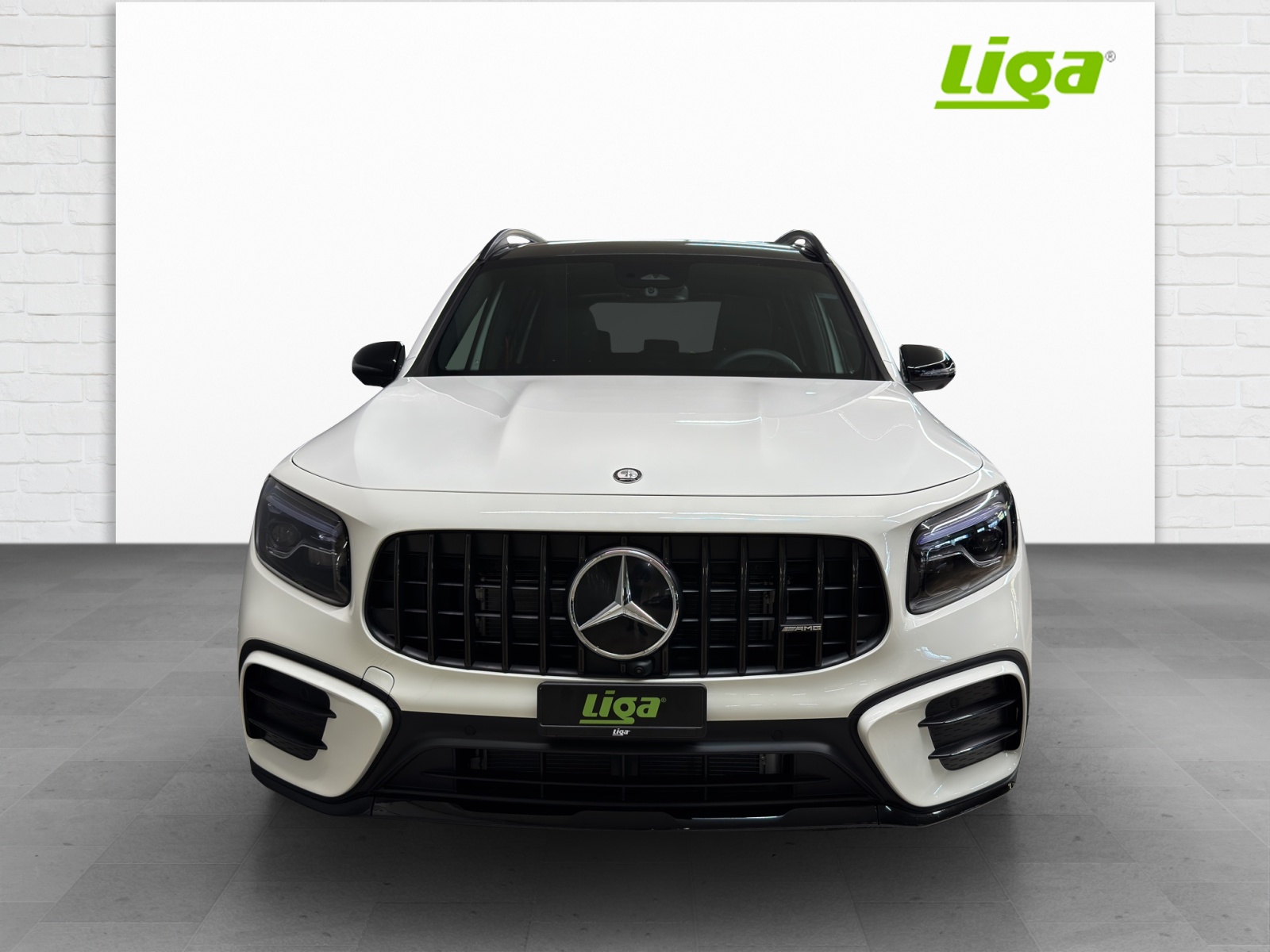 MERCEDES-BENZ GLB 35 AMG 4Matic-showroom-element-2