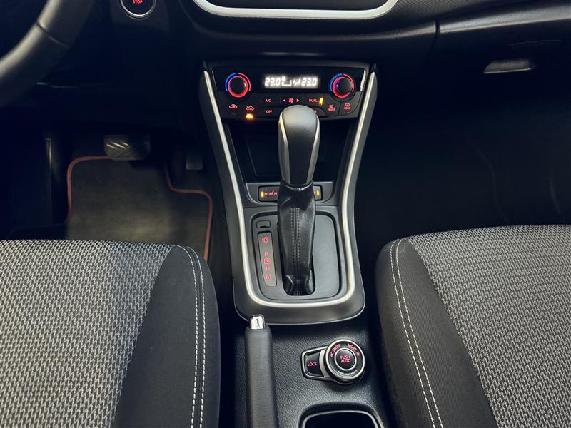 SUZUKI SX4 S-Cross 1.6 16V Compact Top 4WD CVT7-image-9
