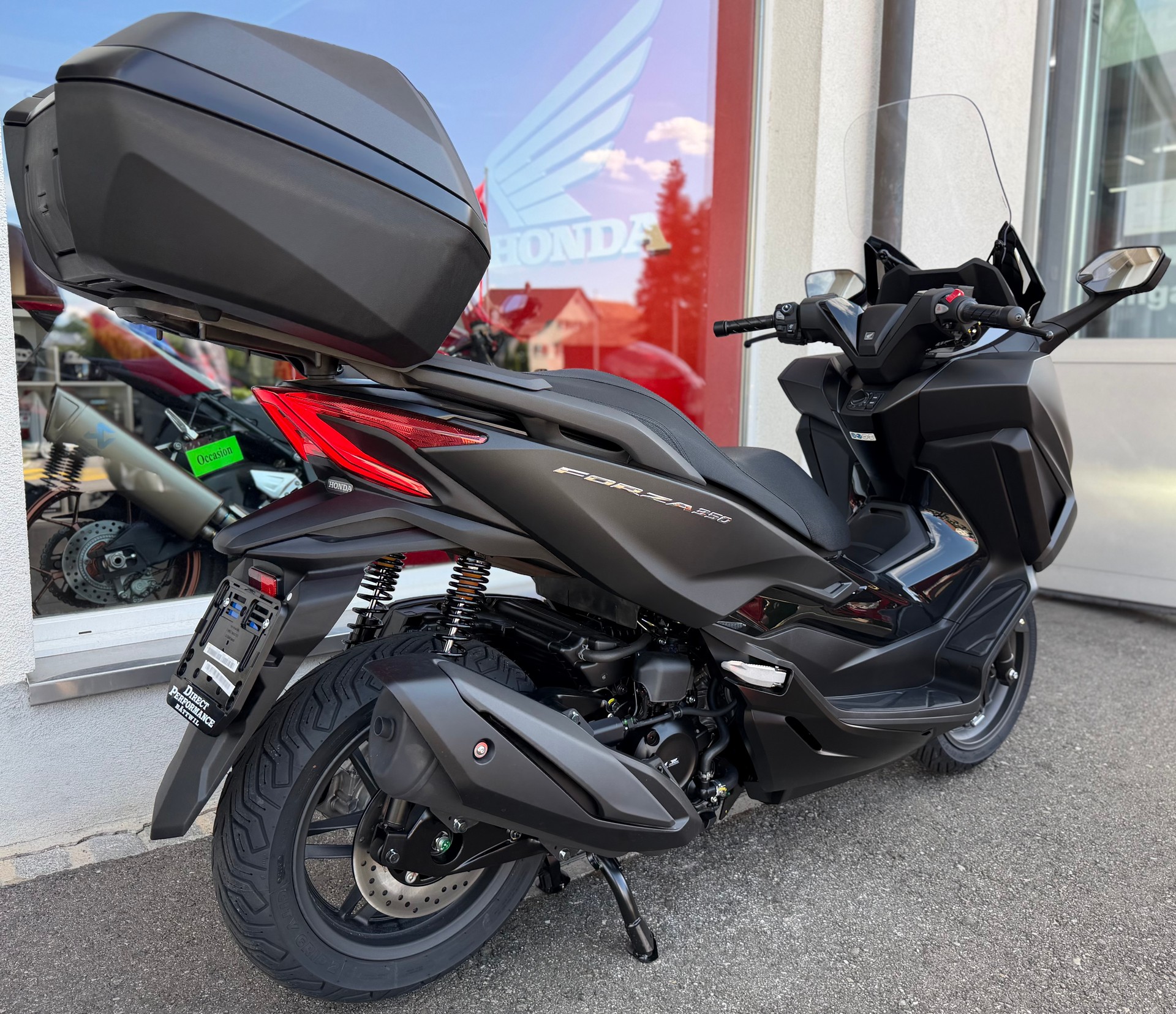 HONDA Forza 350 Smart Top Box 2026-showroom-element-3
