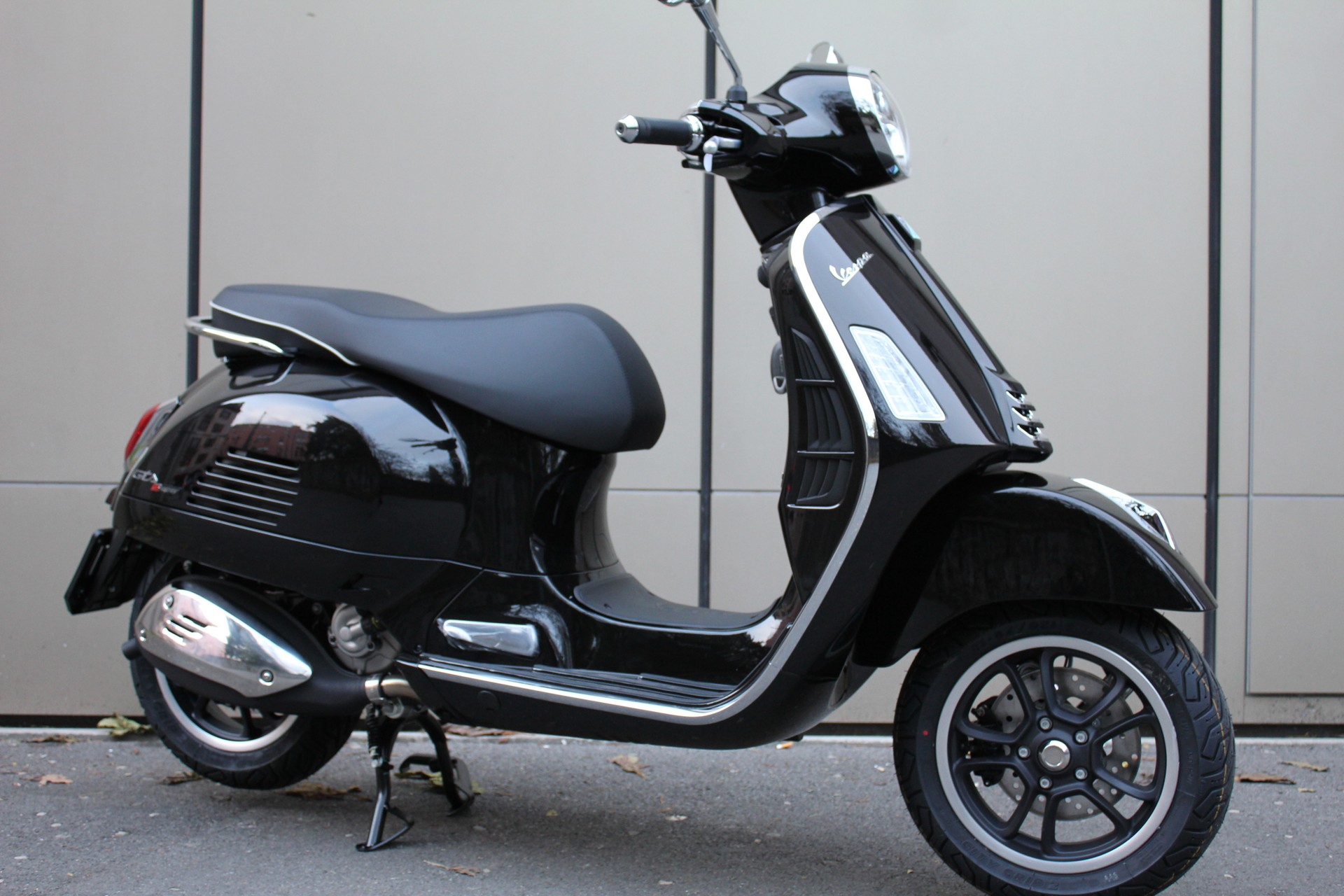 PIAGGIO Vespa GTS 125 Super RST Euro 5+