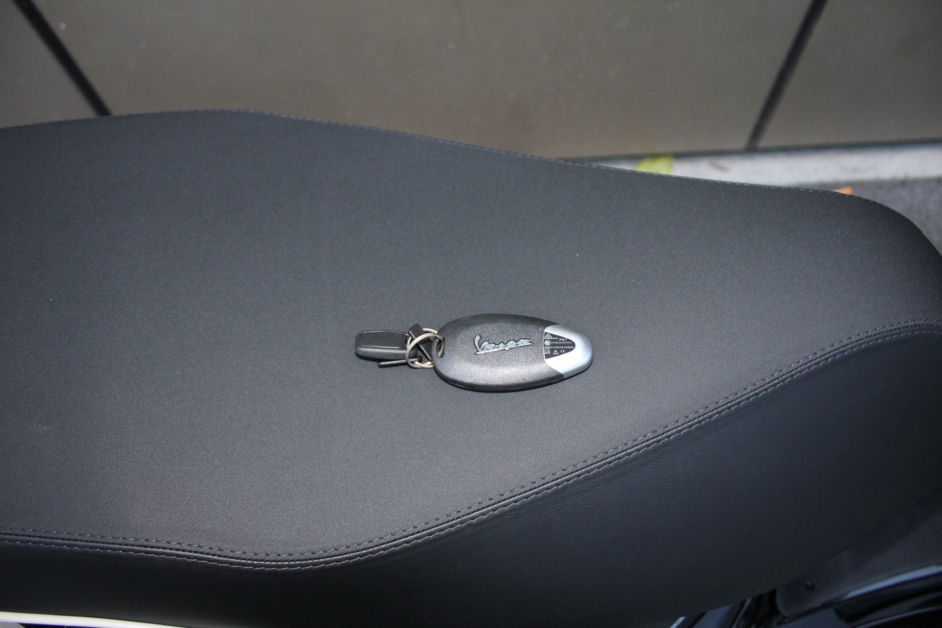 PIAGGIO Vespa GTS 125 Super RST Euro 5+-image-10
