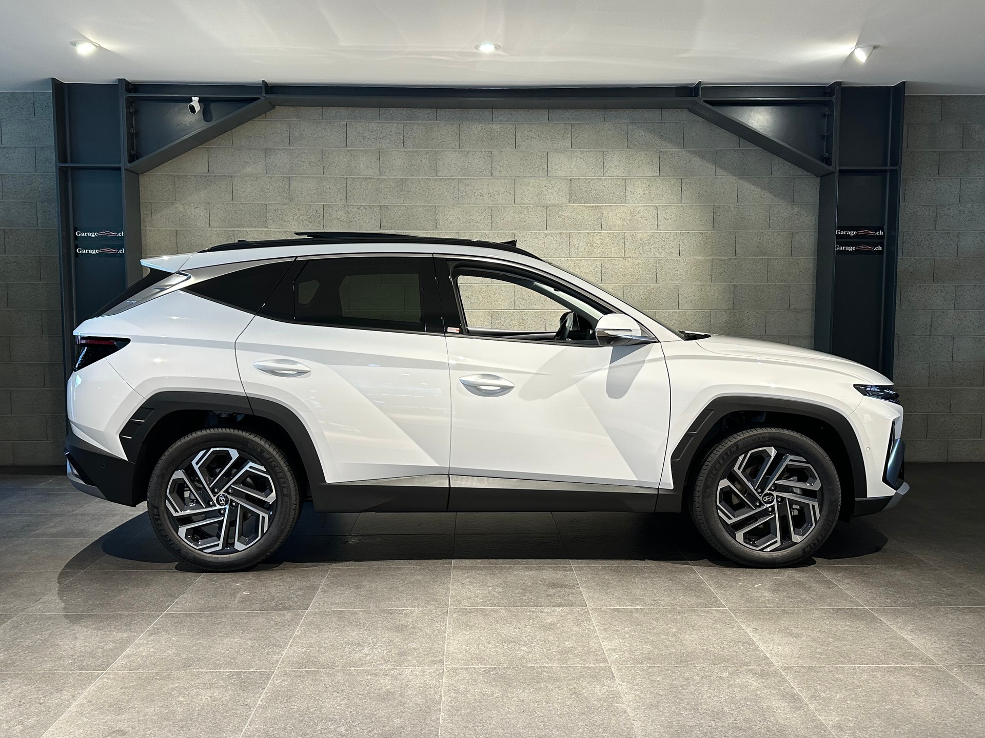 HYUNDAI Tucson 1.6 HEV Vertex Swiss Edition 4WD-image-3