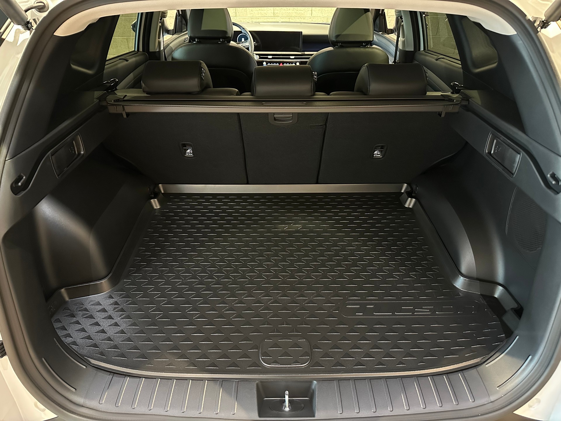 HYUNDAI Tucson 1.6 HEV Vertex Swiss Edition 4WD-image-12
