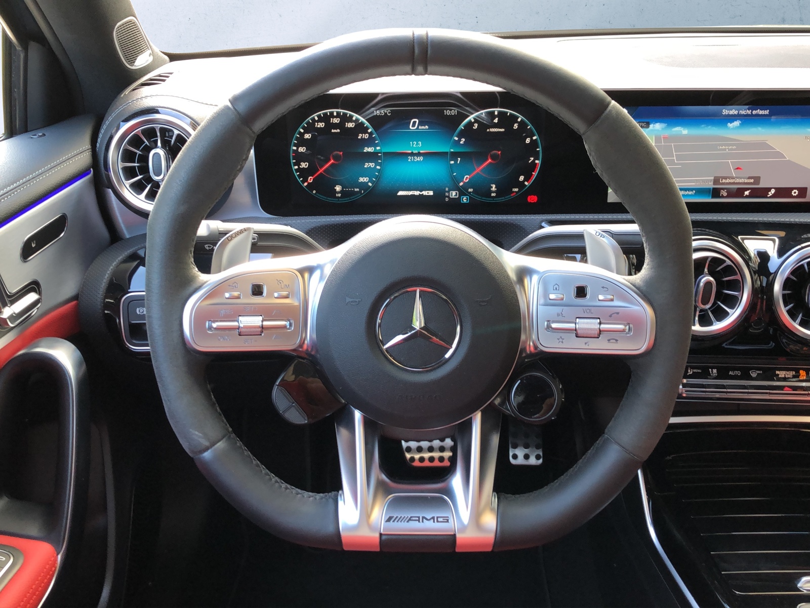 MERCEDES-BENZ A 45 S AMG 4Matic*PANORAMADACH*-image-7