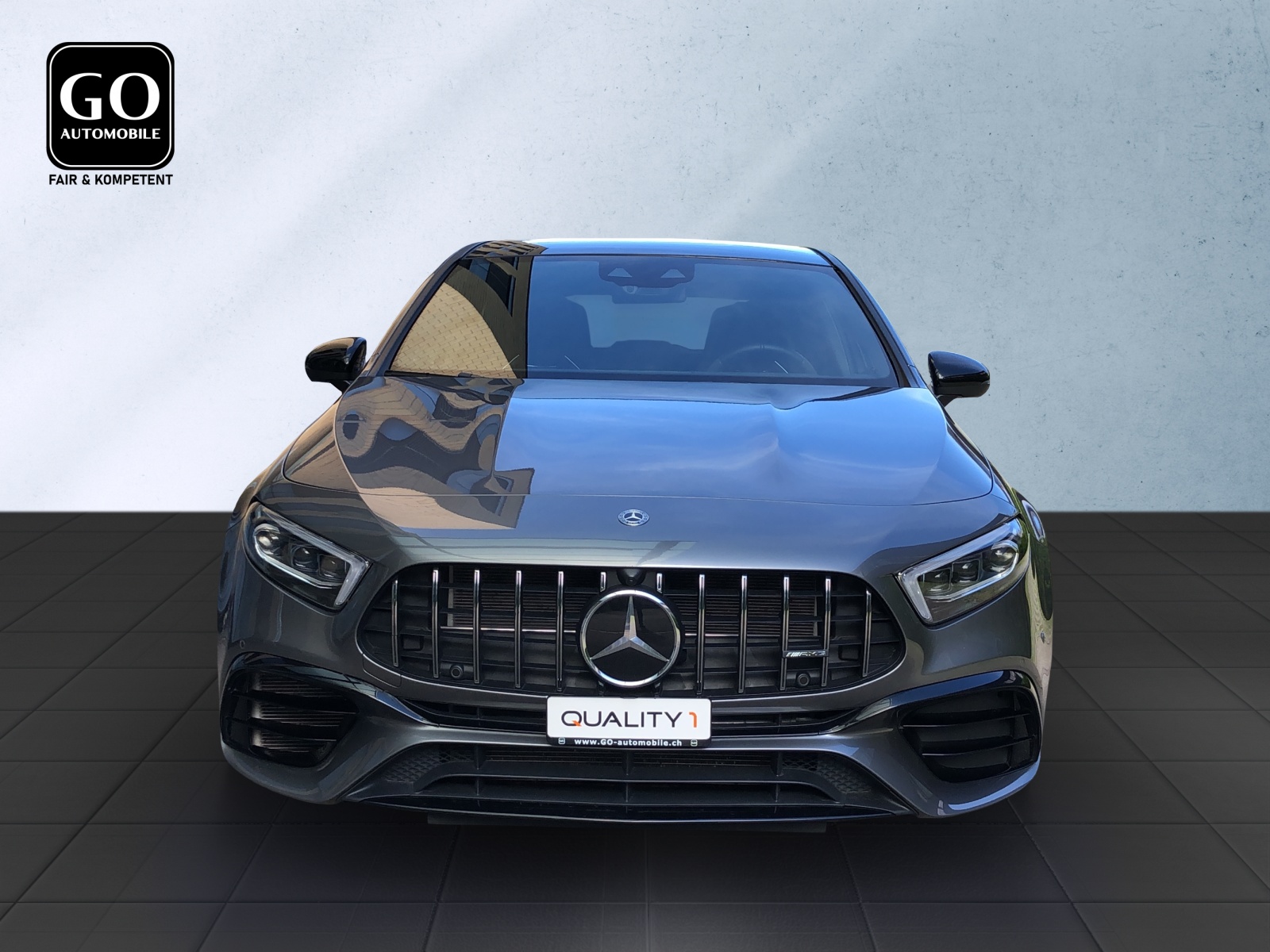 MERCEDES-BENZ A 45 S AMG 4Matic*PANORAMADACH*-showroom-element-2