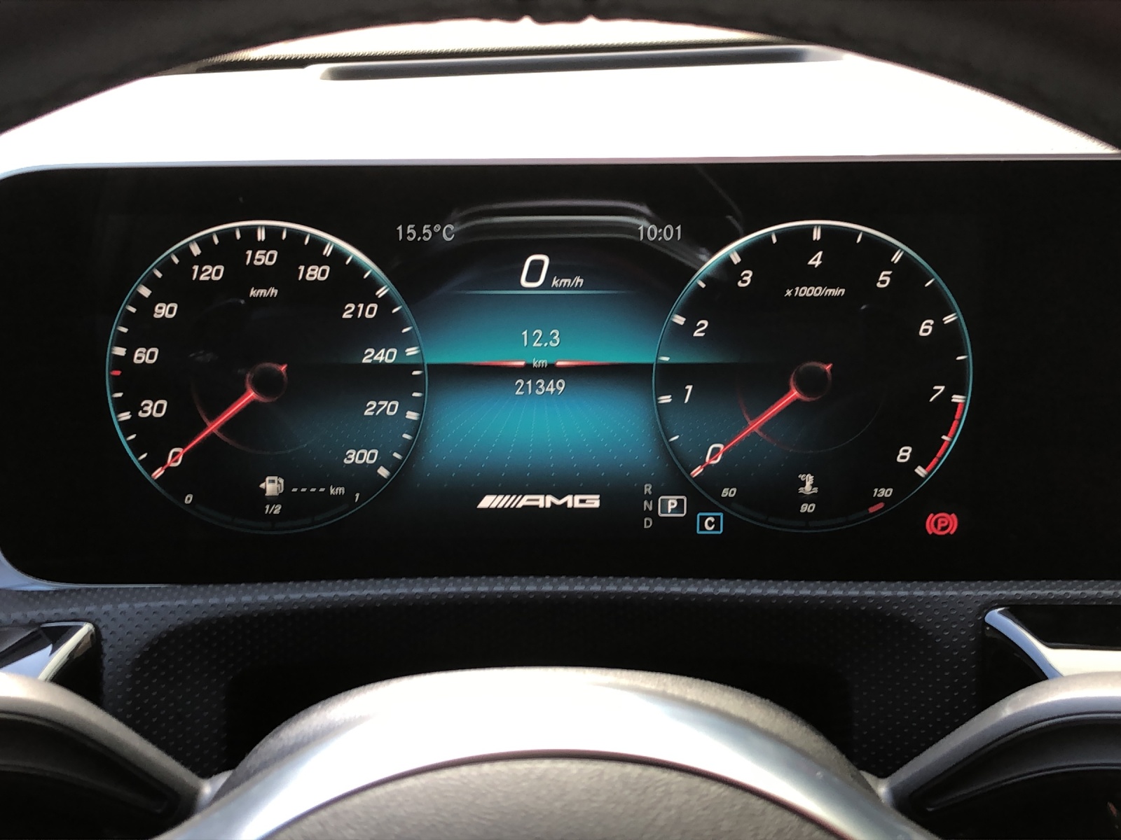 MERCEDES-BENZ A 45 S AMG 4Matic*PANORAMADACH*-image-8