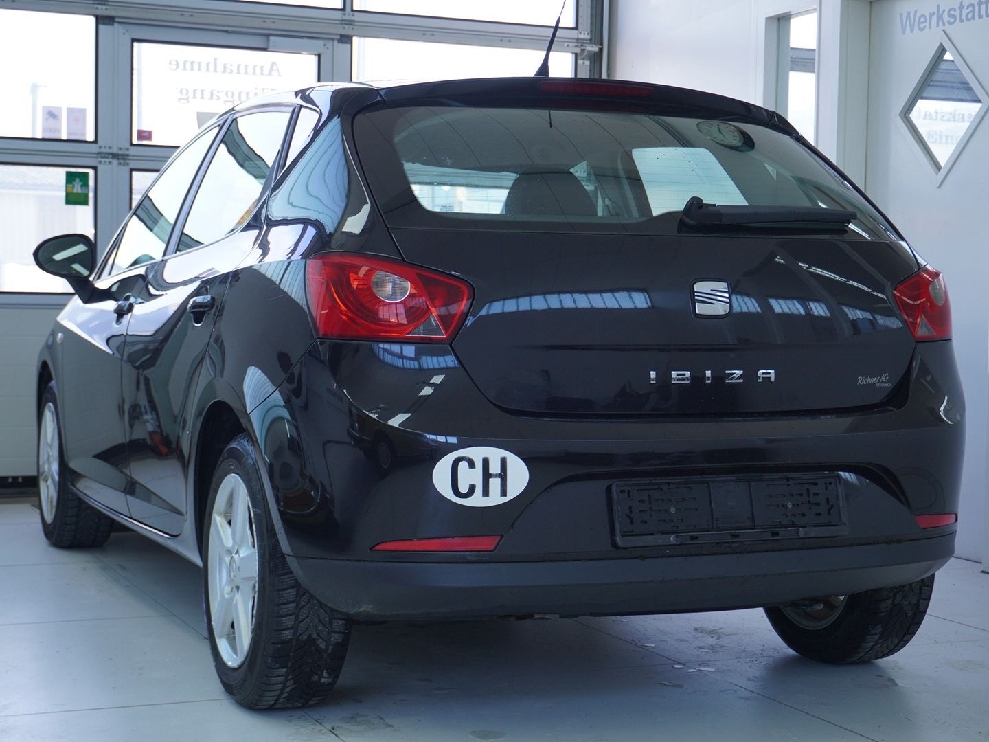 SEAT Ibiza 1.4 Style-image-1