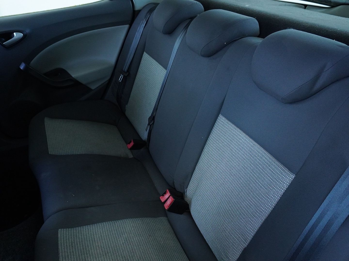 SEAT Ibiza 1.4 Style-image-6
