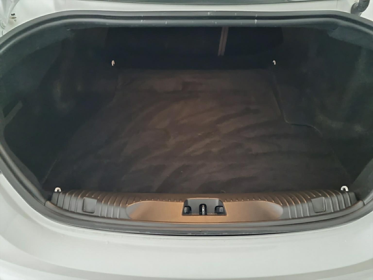JAGUAR XF 5.0 V8 S/C XFR MOTORSCHADEN-image-9