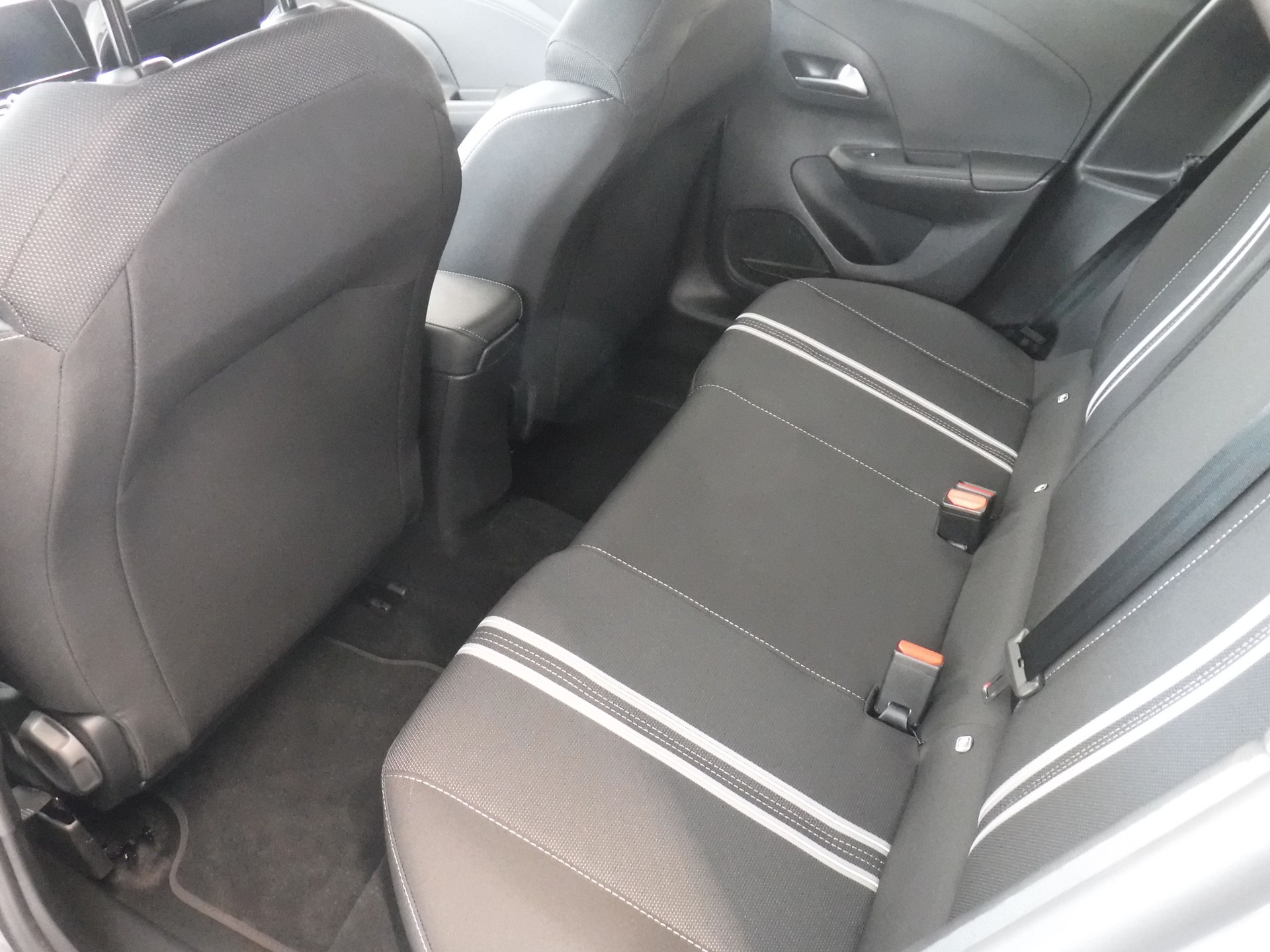 OPEL Corsa 1.2 MHEV Viva-image-4