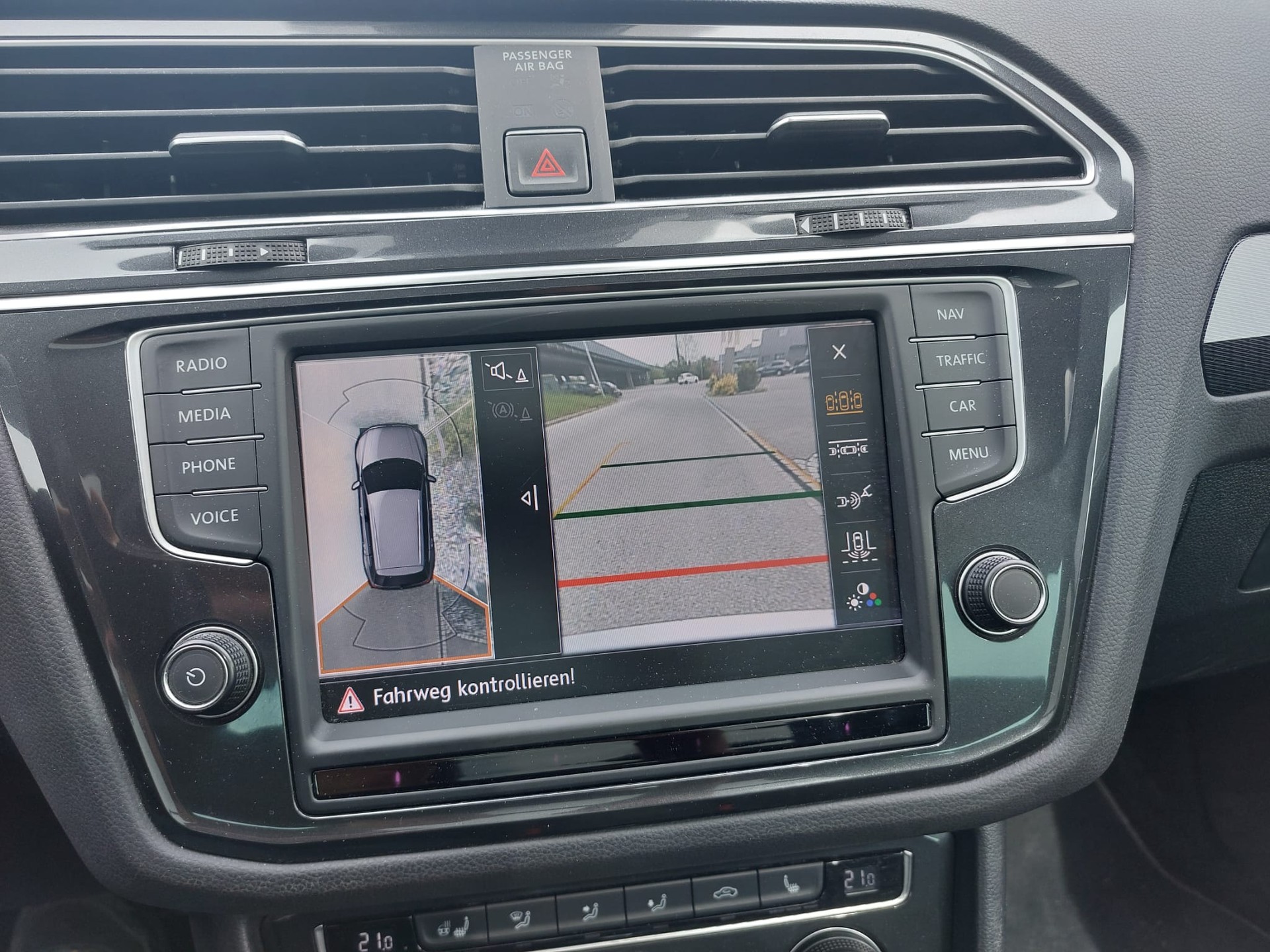 VW Tiguan 2.0TSI Highline 4Motion DSG-image-9