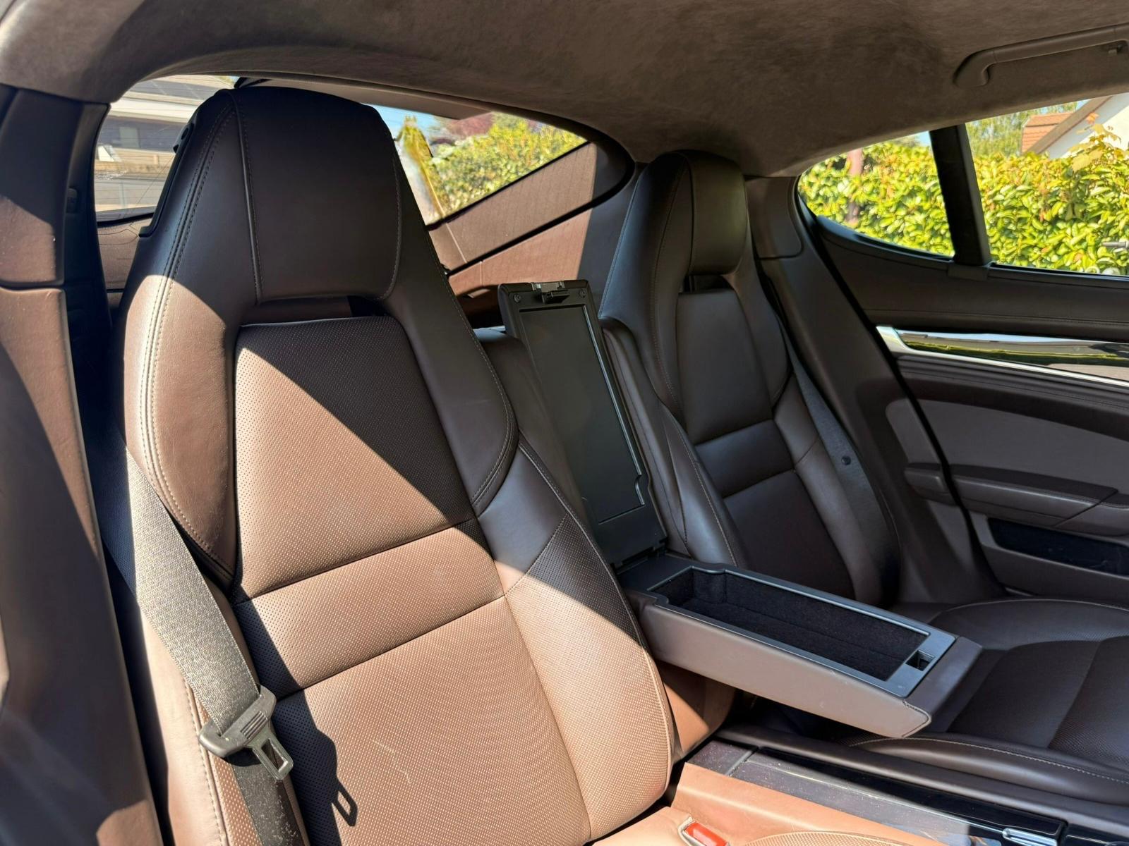 PORSCHE Panamera GTS 4.8 PDK-image-18