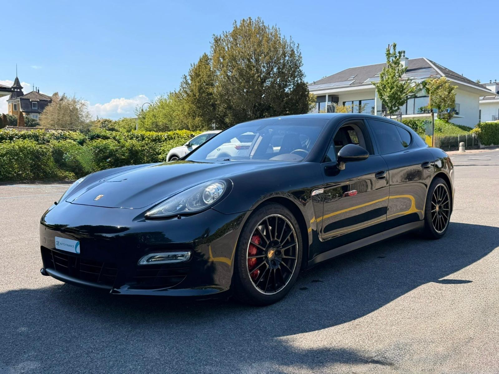 PORSCHE Panamera GTS 4.8 PDK-showroom-element-2