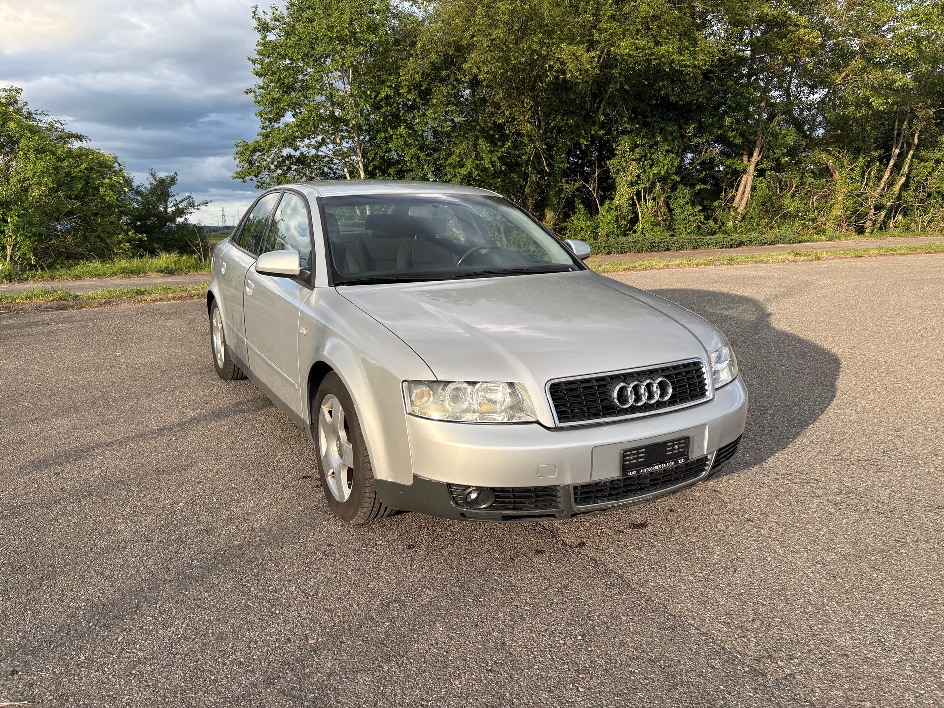 AUDI A4 1.8 T-image-3