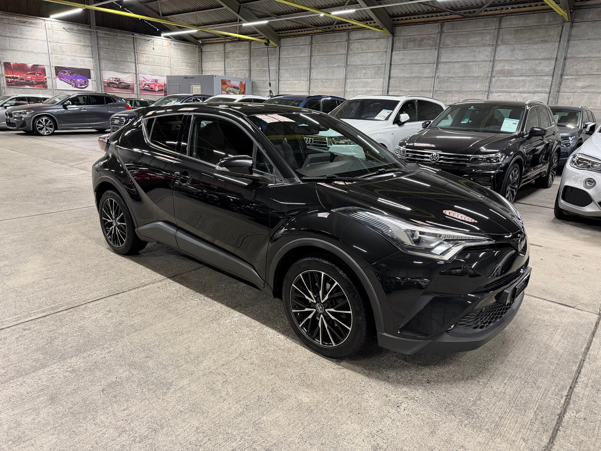 TOYOTA C-HR 1.2 Turbo Style 4WD Multidrive S-image-1