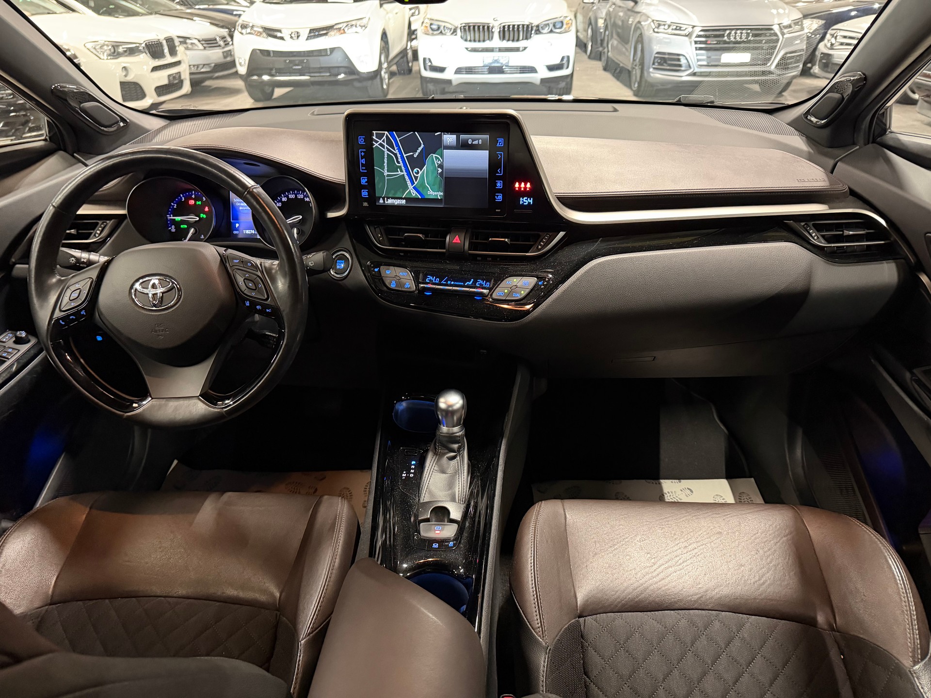 TOYOTA C-HR 1.2 Turbo Style 4WD Multidrive S-image-12